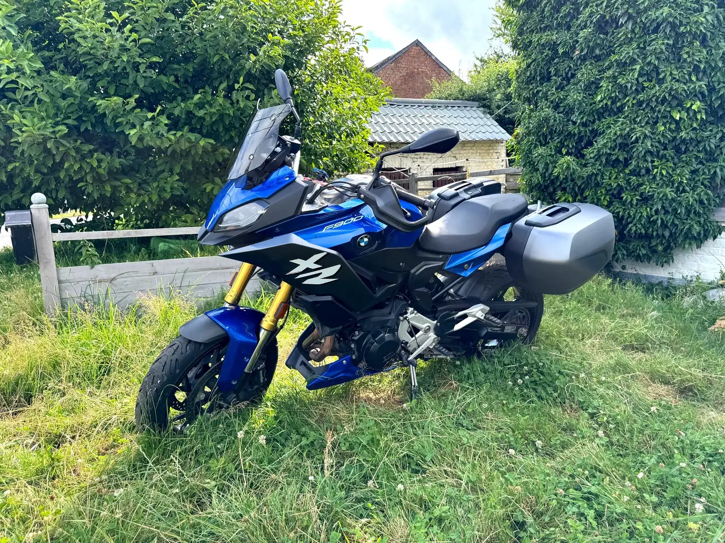 BMW F 900 XR Blauw - 1