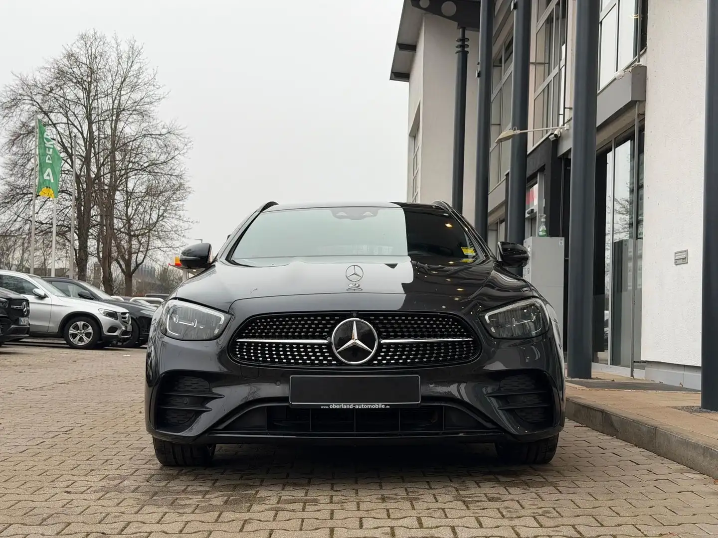 Mercedes-Benz E 450 / PANORAMA/ 360° / BURMESTER/ AHK/ STANDHZ Gris - 2