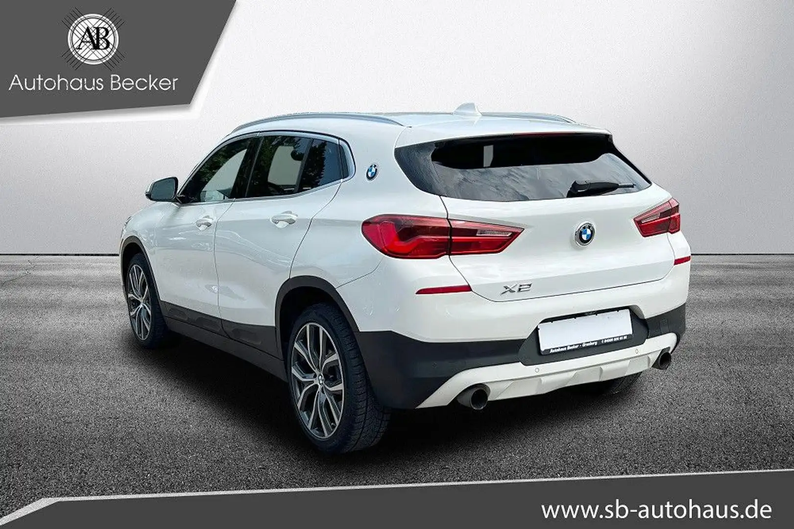 BMW X2 xDrive28i AUTOM.+PANO+LED+LEDER+NAVI+KAMERA+ Blanc - 2
