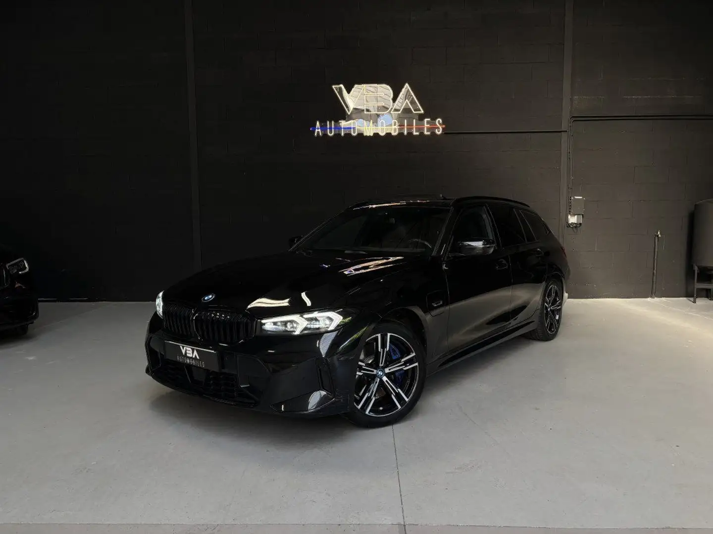 BMW 330 Touring (7) 330e 292ch M Sport BVA8 Hybride Noir - 1
