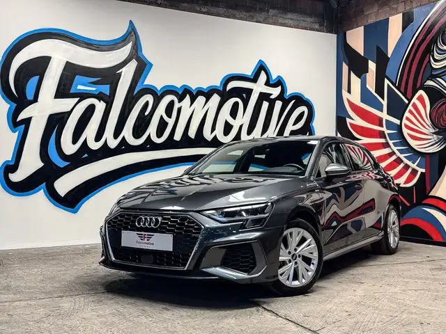 Audi A3 40 TFSIe*PHEV*S-LINE*CARPLAY*PDC*LED*