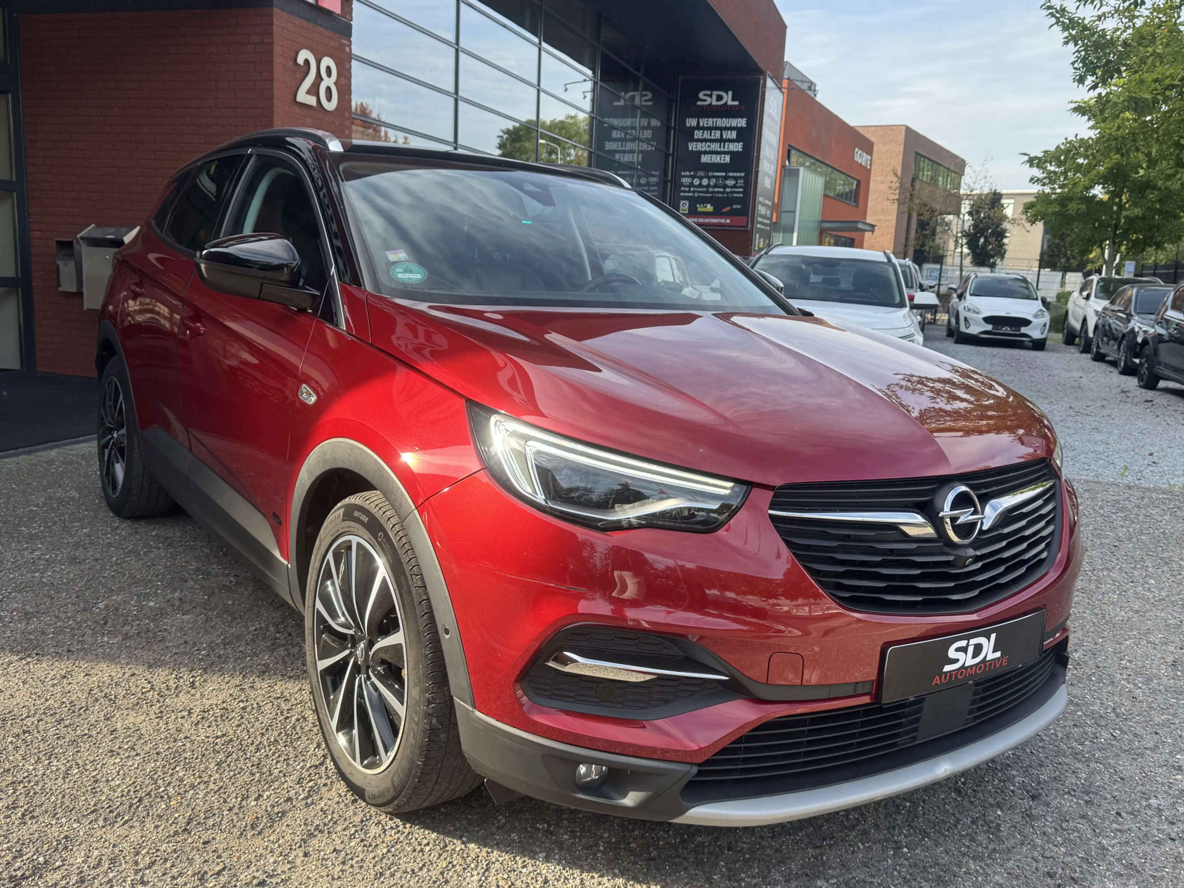 Opel Grandland X 1.6 Turbo Hybrid Ultimate // TREKHAAK // NAVI // C — photo 3