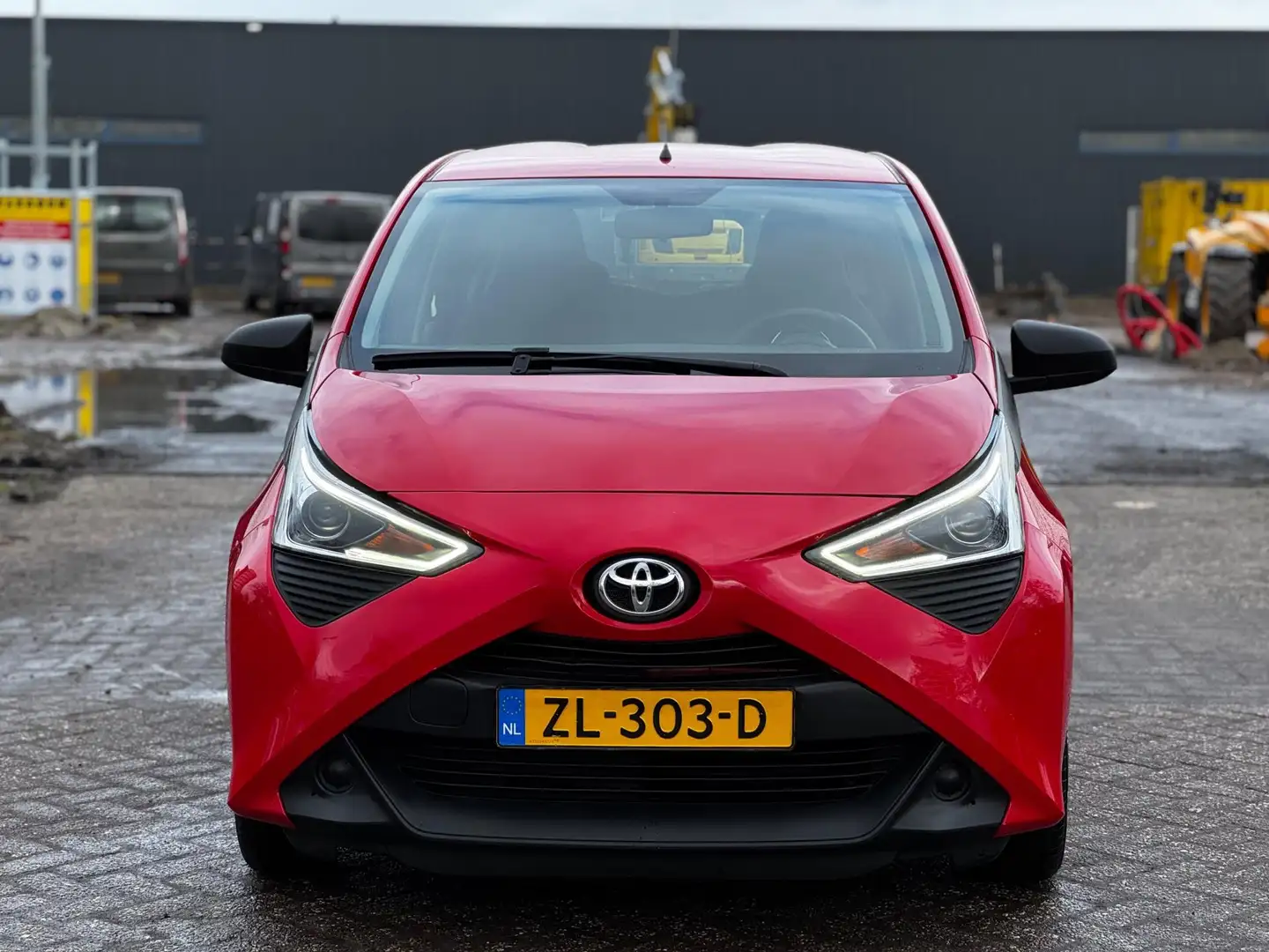 Toyota Aygo 1.0 VVT-i x|BJ2019|AIRCO|CRUISE|LED|NAP|ORIGINEEL Rouge - 2