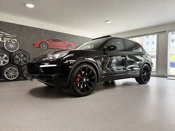 II Turbo Aut. *V8*LUFT*BURMESTER*RFK*SPZ*