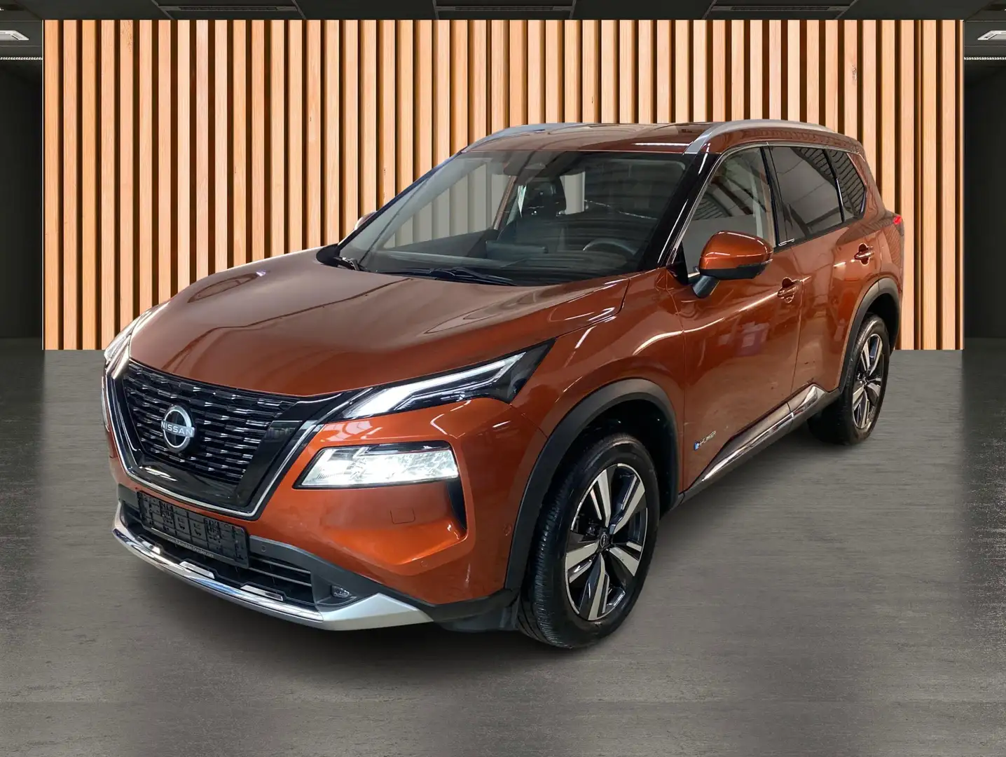Nissan X-Trail 1.5 e-4orce Tekna*Navi*HeadUp*4x4* Orange - 2