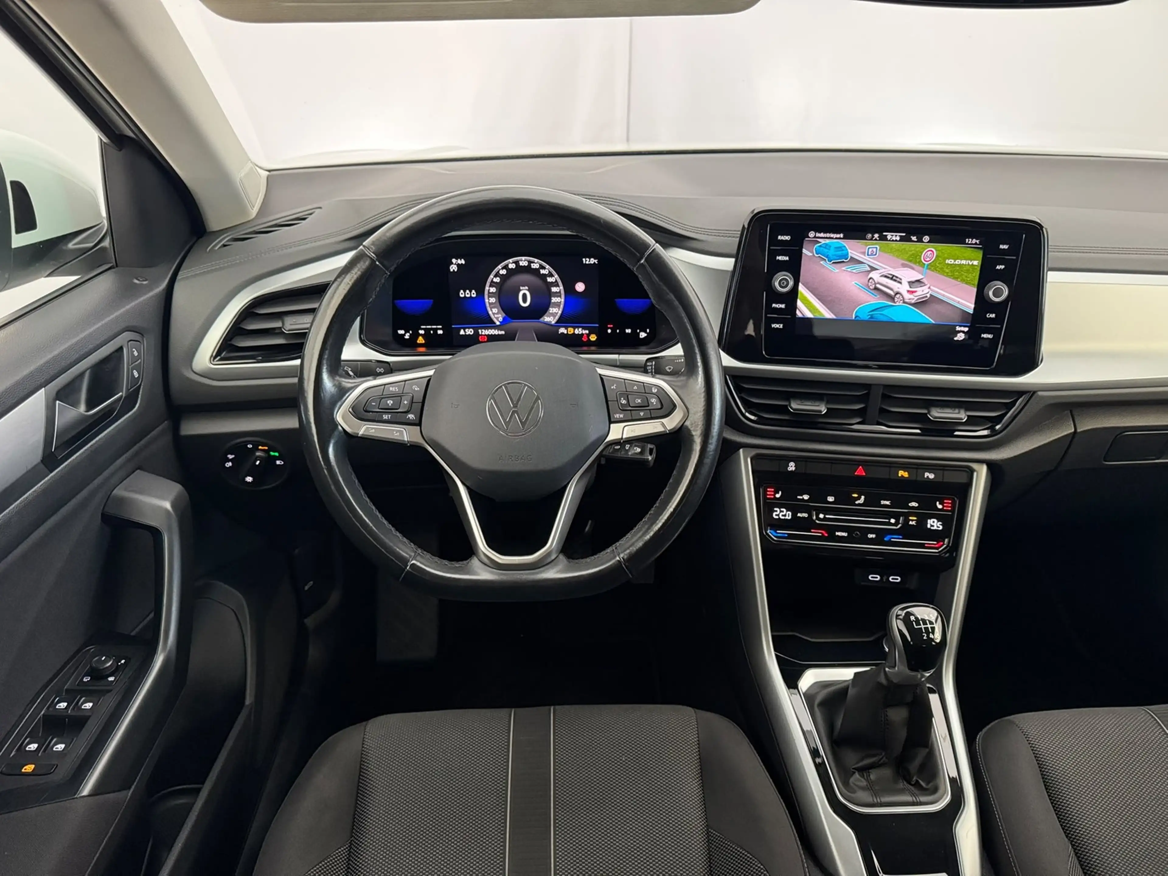Volkswagen T-Roc Life 2.0TDI+KAMERA+ACC+SIDE+APP+MFL-BEHEIZBAR — photo 13