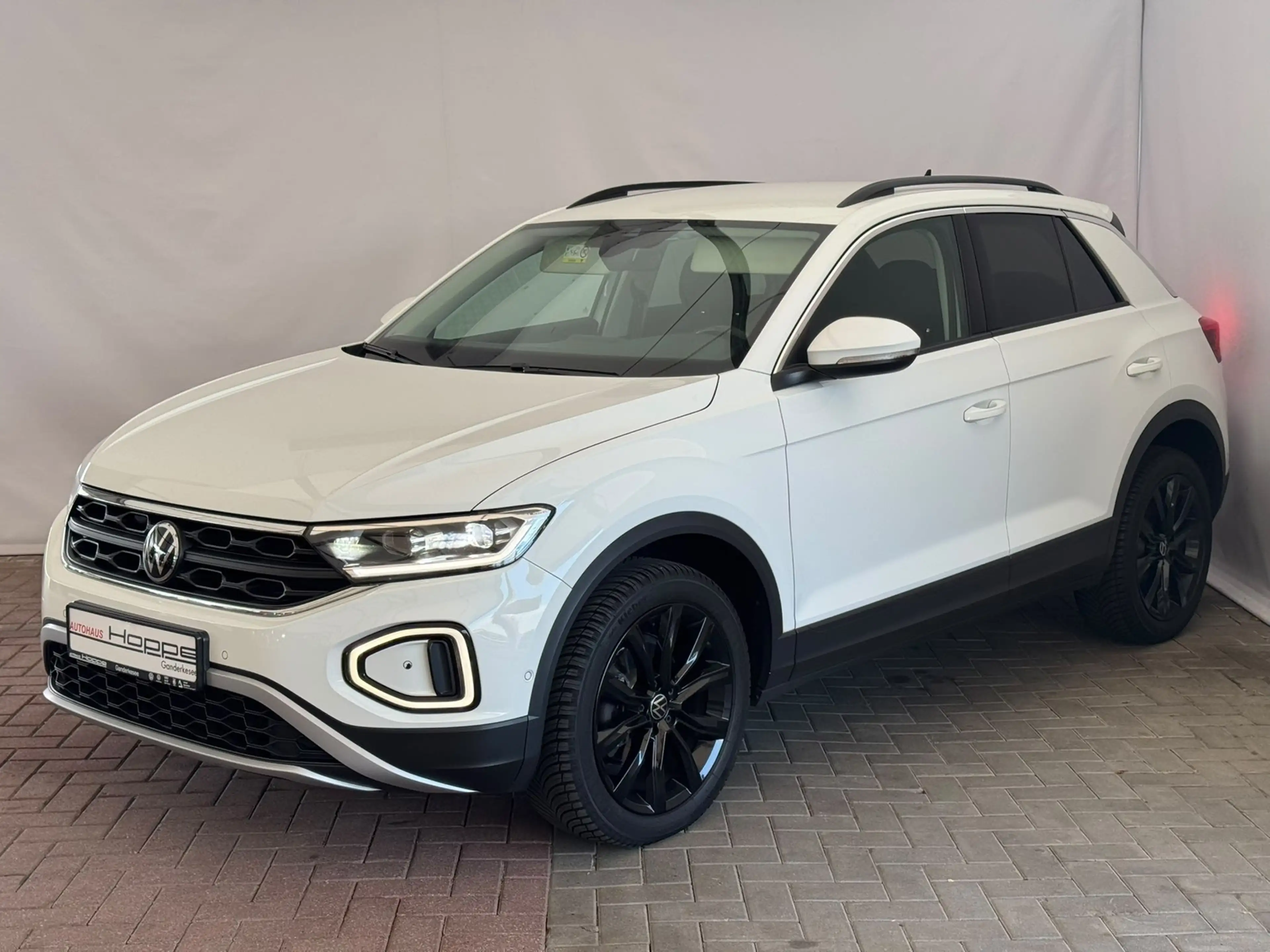 Volkswagen T-Roc Life 2.0TDI+KAMERA+ACC+SIDE+APP+MFL-BEHEIZBAR — photo 21