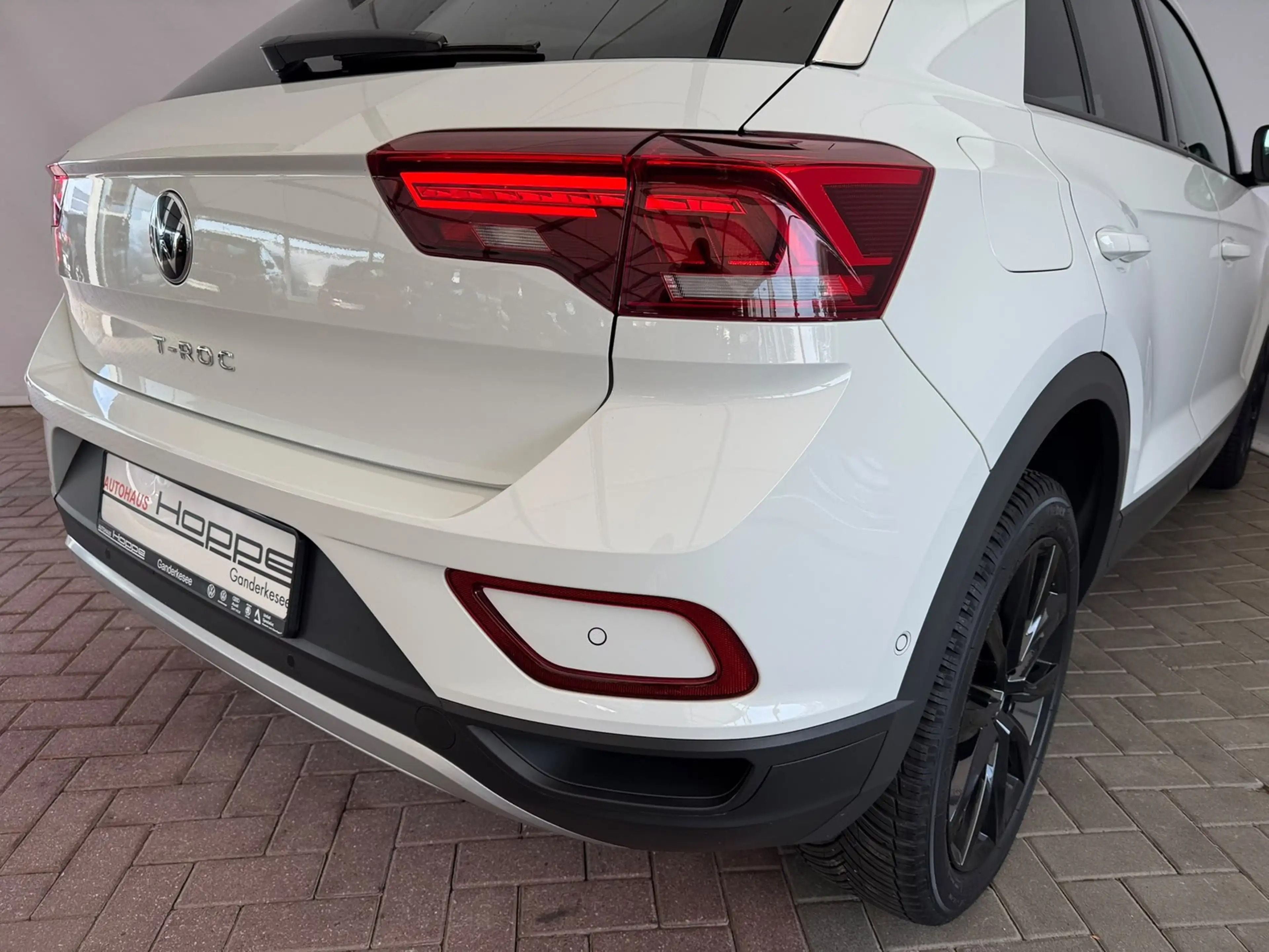 Volkswagen T-Roc Life 2.0TDI+KAMERA+ACC+SIDE+APP+MFL-BEHEIZBAR — photo 27