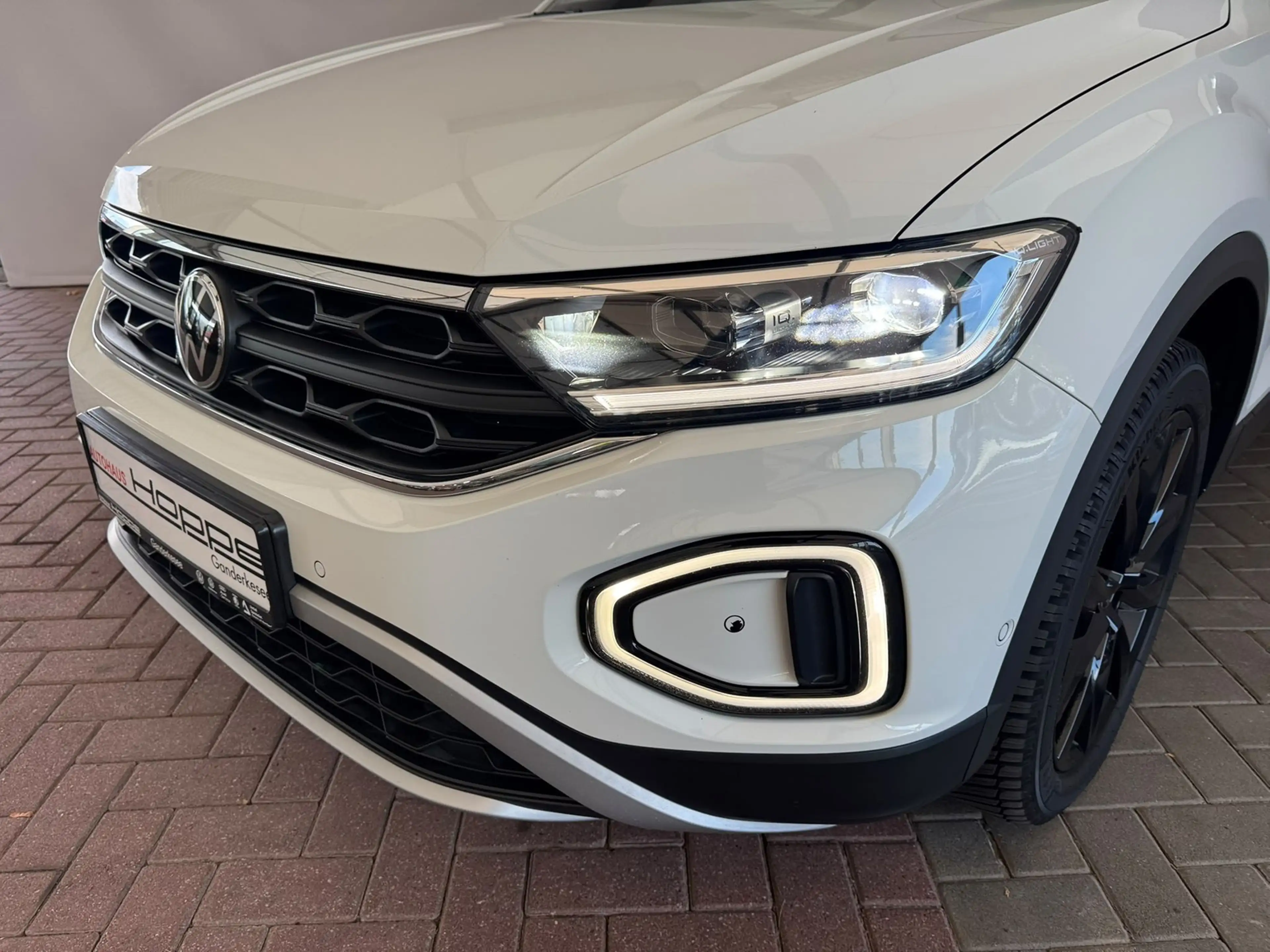 Volkswagen T-Roc Life 2.0TDI+KAMERA+ACC+SIDE+APP+MFL-BEHEIZBAR — photo 26
