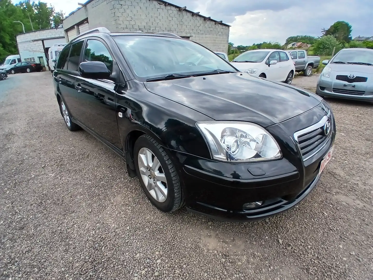 Toyota Avensis 2.2 Turbo D4D Linea Luna Black - 2