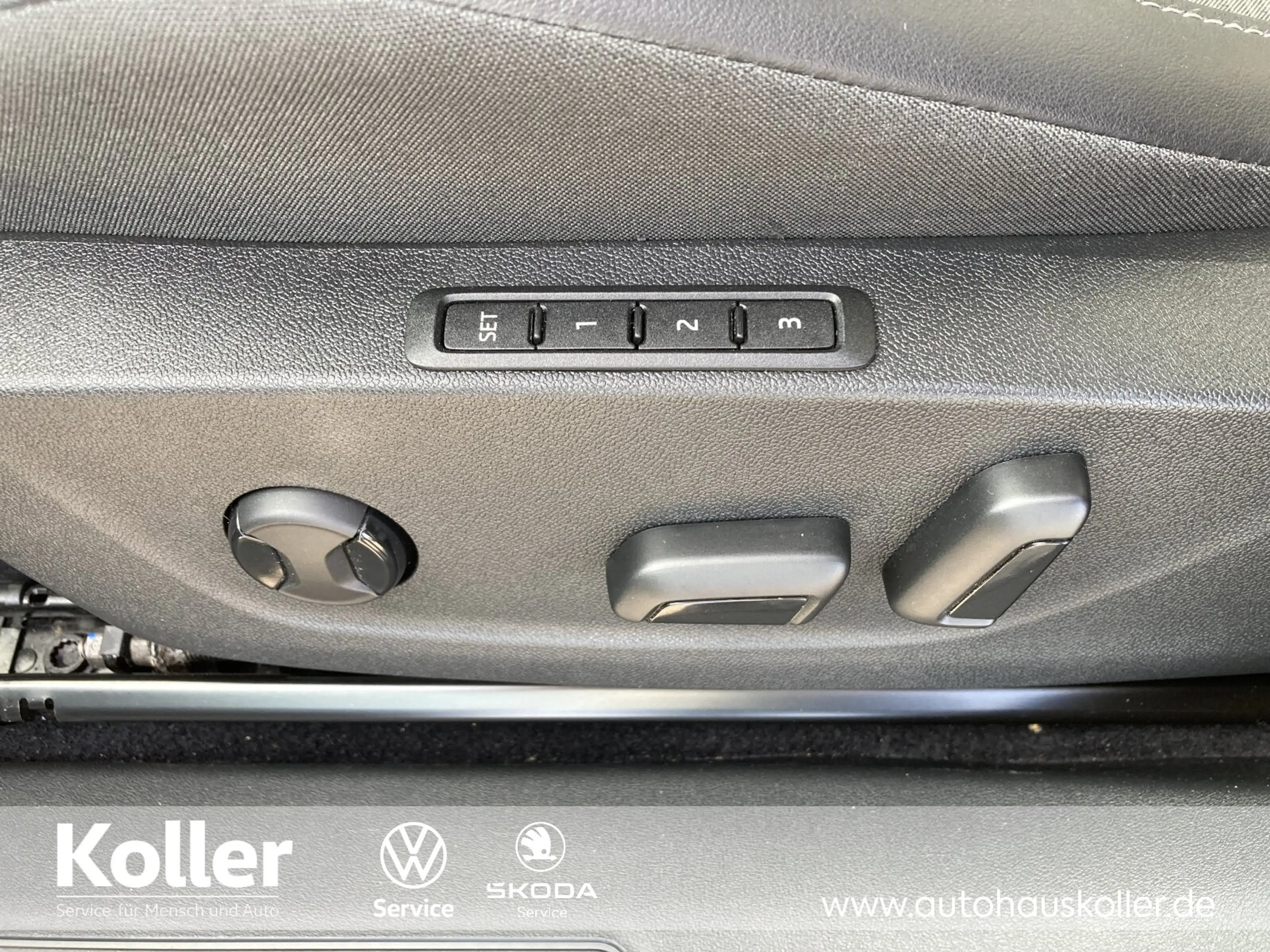 Skoda Enyaq Enyaq iV 60 Clever Navi Kamera Wärmepumpe Matrix — photo 12