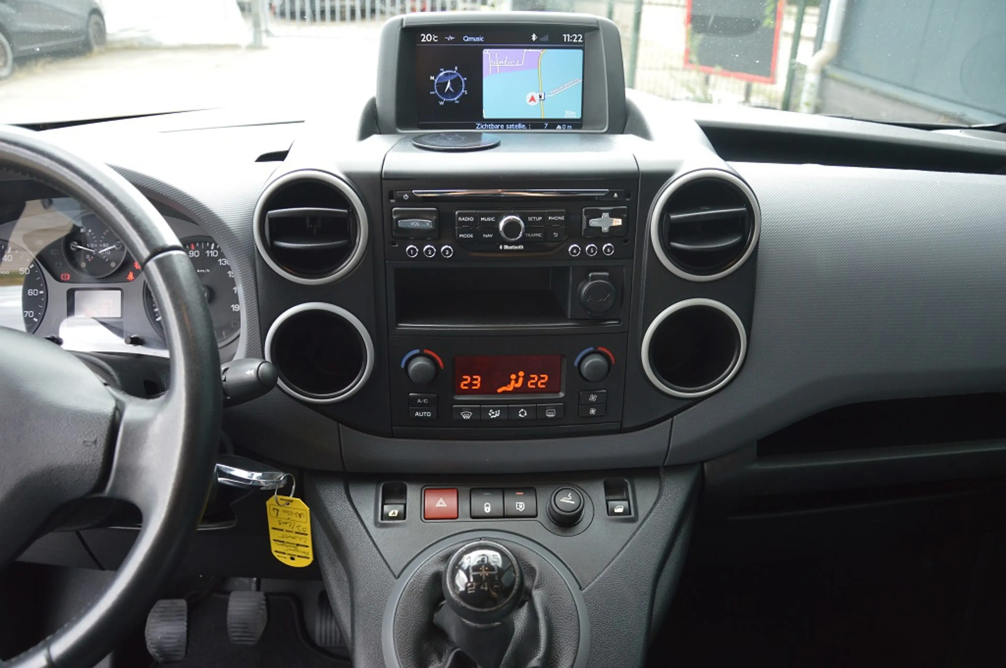 Peugeot Partner 120 1.6 e-HDI L1 90PK Euro 5 Navteq Airco 3 Zits S — photo 7