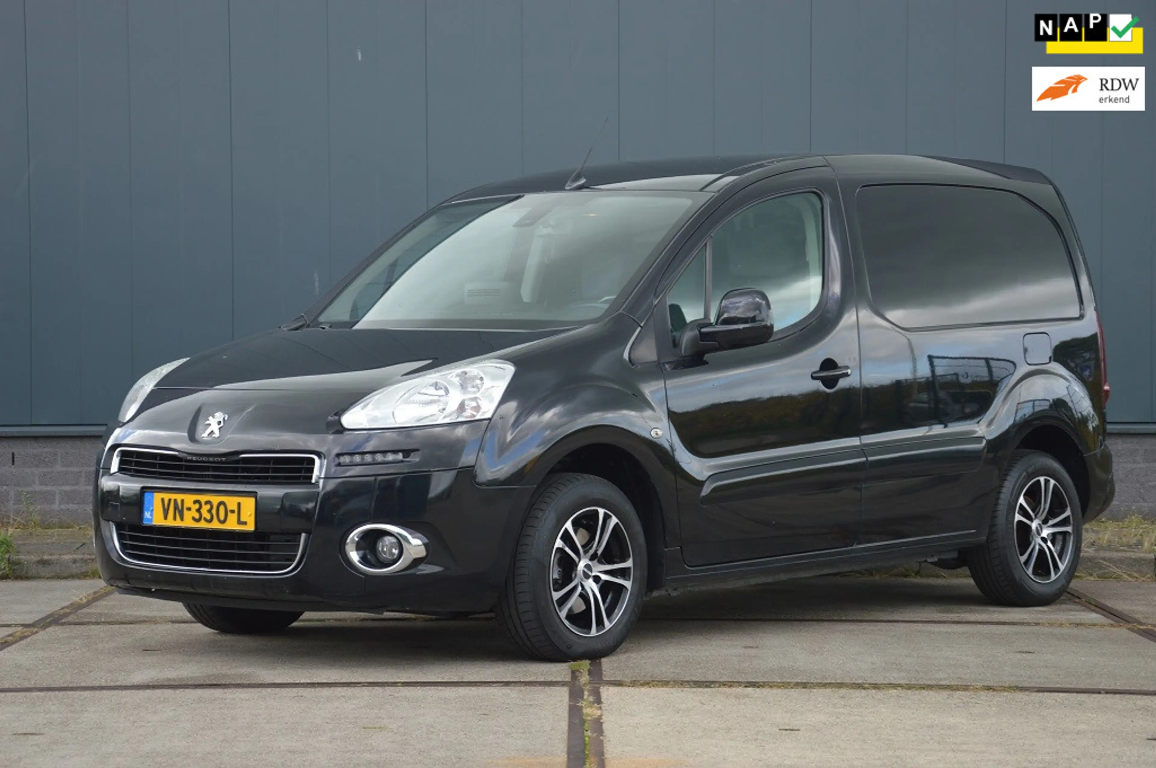 Peugeot Partner 120 1.6 e-HDI L1 90PK Euro 5 Navteq Airco 3 Zits S