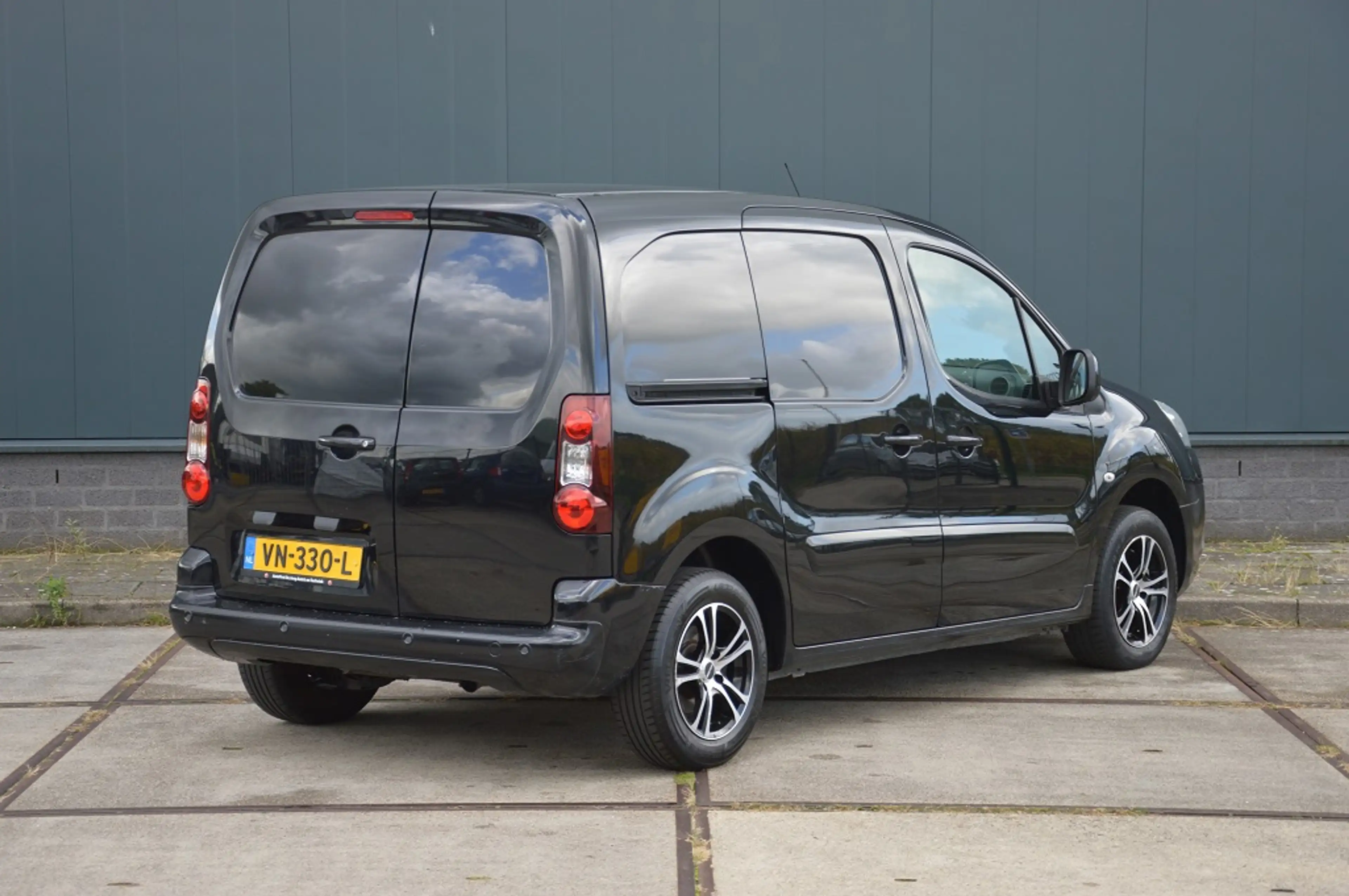 Peugeot Partner 120 1.6 e-HDI L1 90PK Euro 5 Navteq Airco 3 Zits S — photo 2