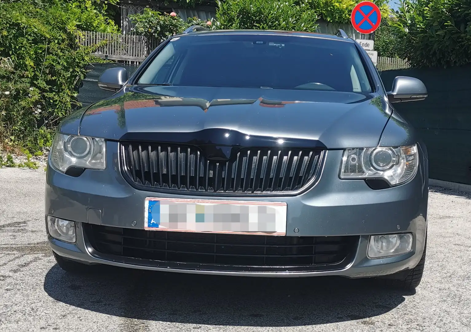 Skoda Superb Superb Combi 4x4 Ambition 3,6 V6 FSI DSG Ambition Серебристый - 1