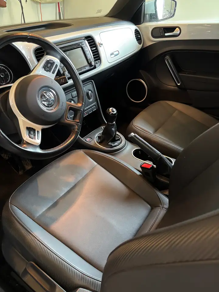 Volkswagen Beetle снимка Volkswagen Beetle