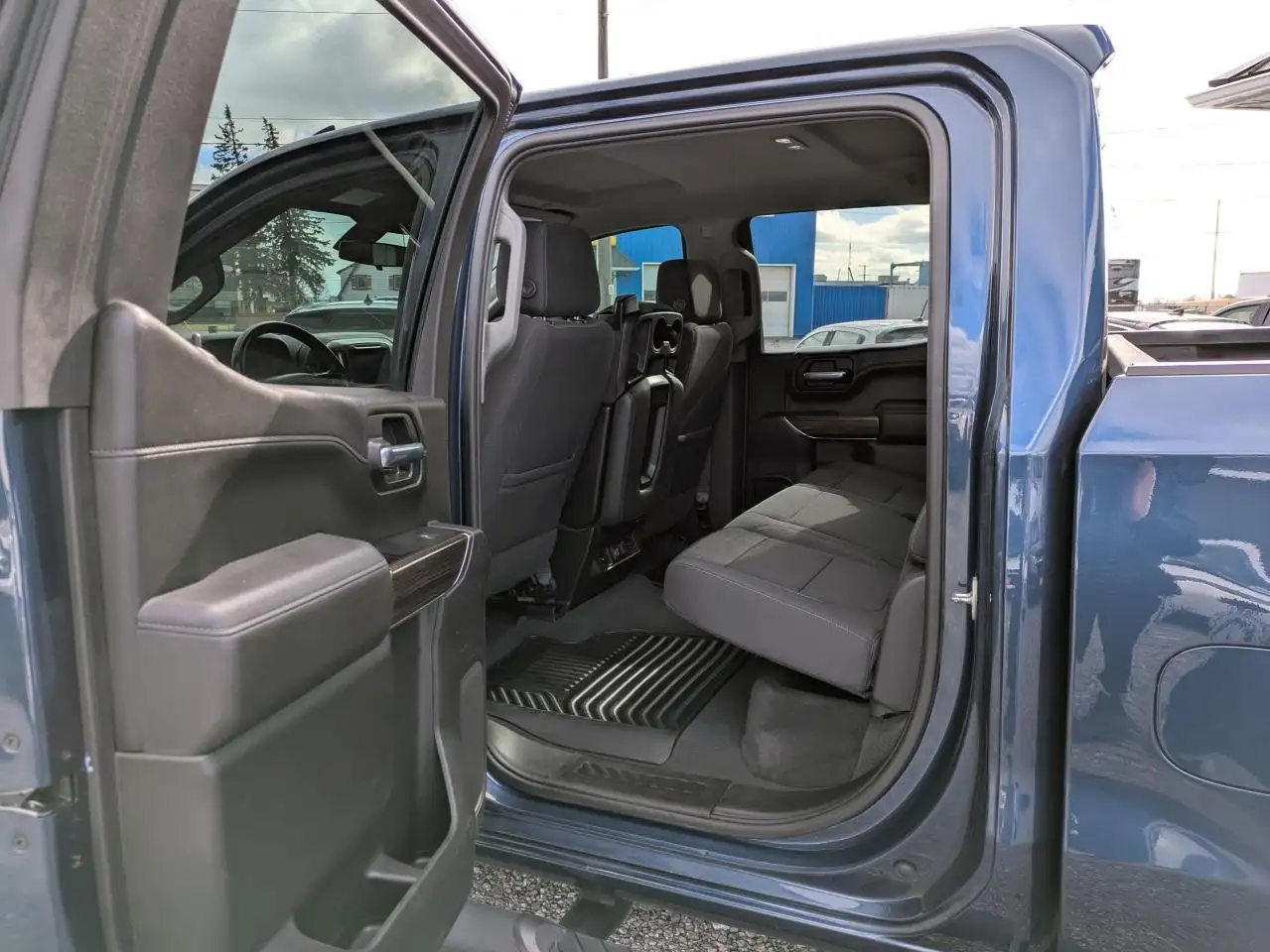 Chevrolet Silverado 1500 снимка Chevrolet Silverado 1500