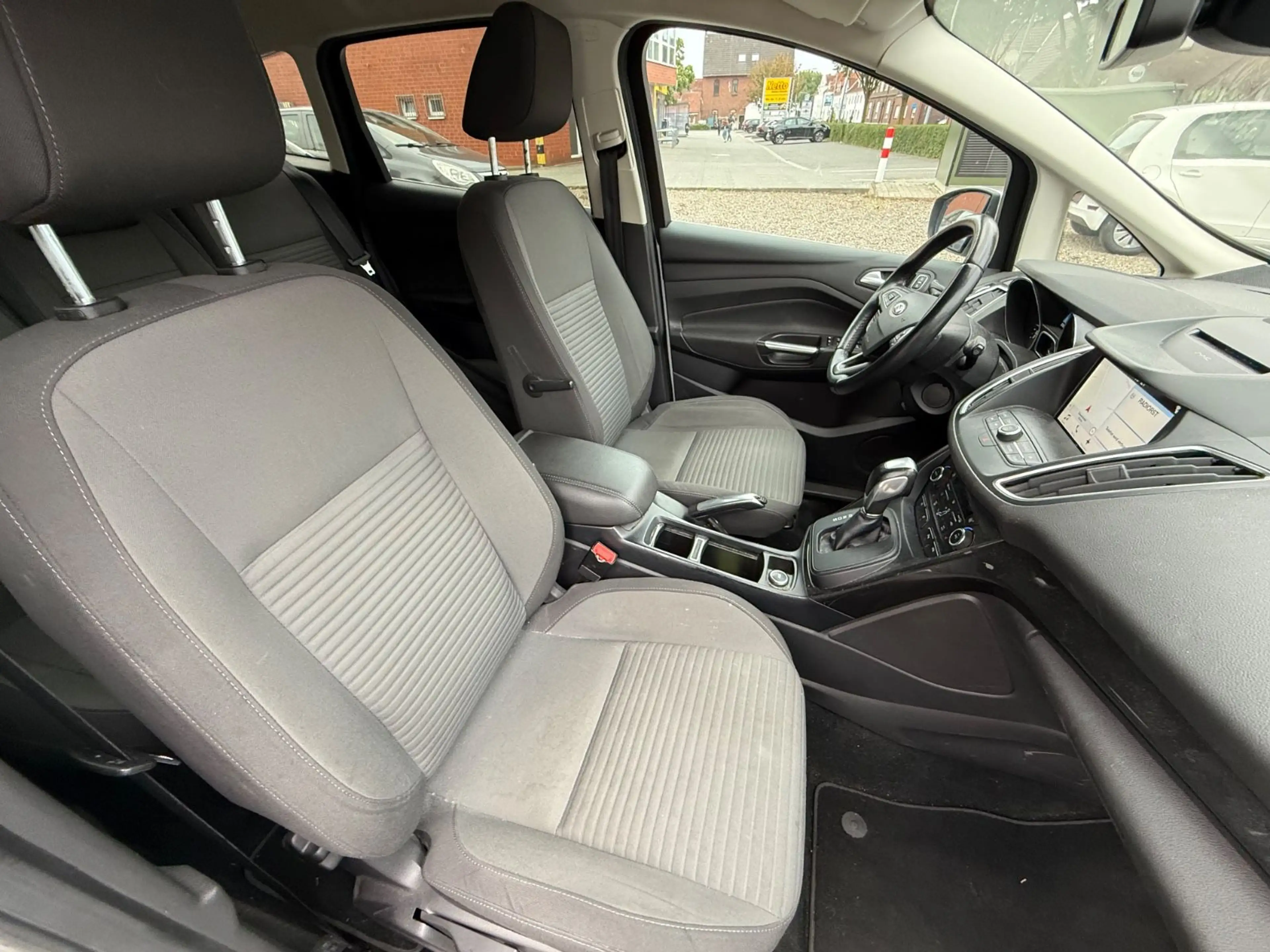 Ford C-Max Titanium 1.5 TDCi Automatik Navi Keyless — photo 11