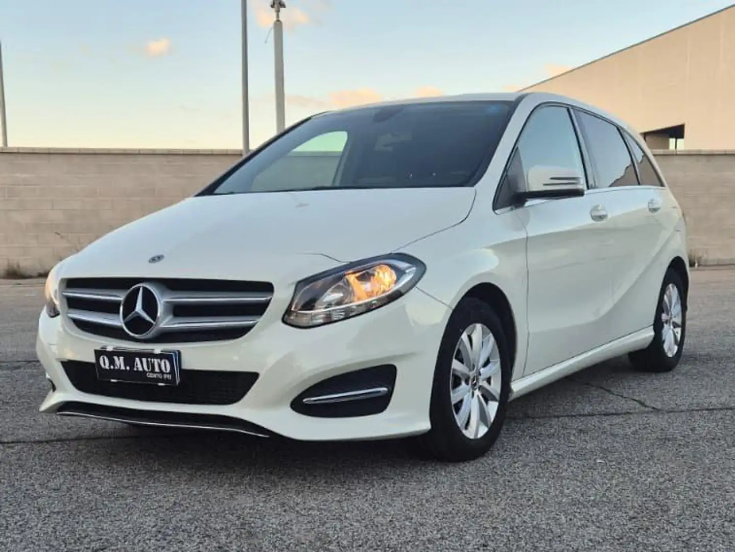 Mercedes-Benz B 180 d Business Bianco - 1