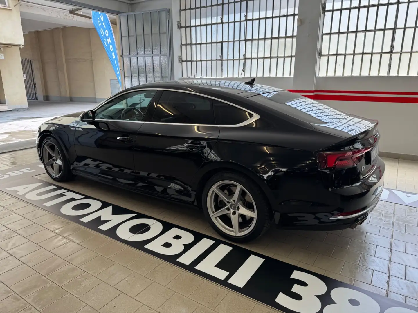 Audi A5 SPB 50 TDI quattro tiptronic Business Sport Schwarz - 2