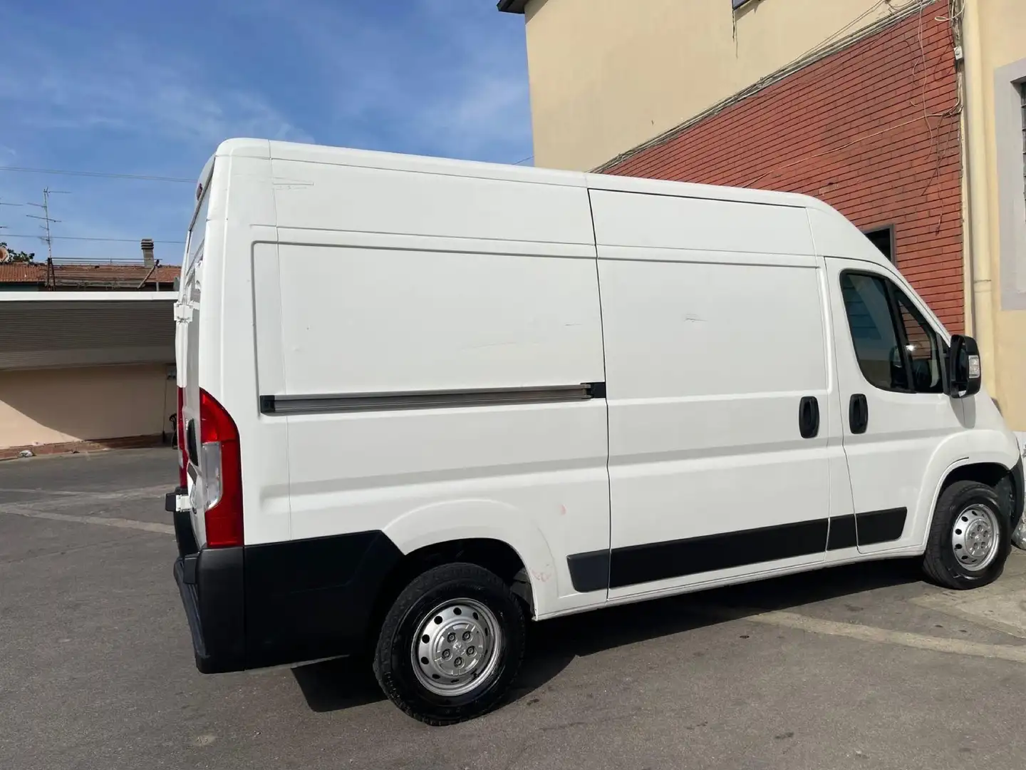 Peugeot Boxer HDi 435 L3H3 Pro - 1
