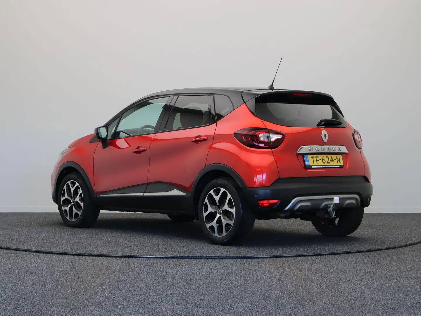 Renault Captur 120pk TCe Intens | Clima | Navigatie | Cruise | Fu Rood - 2