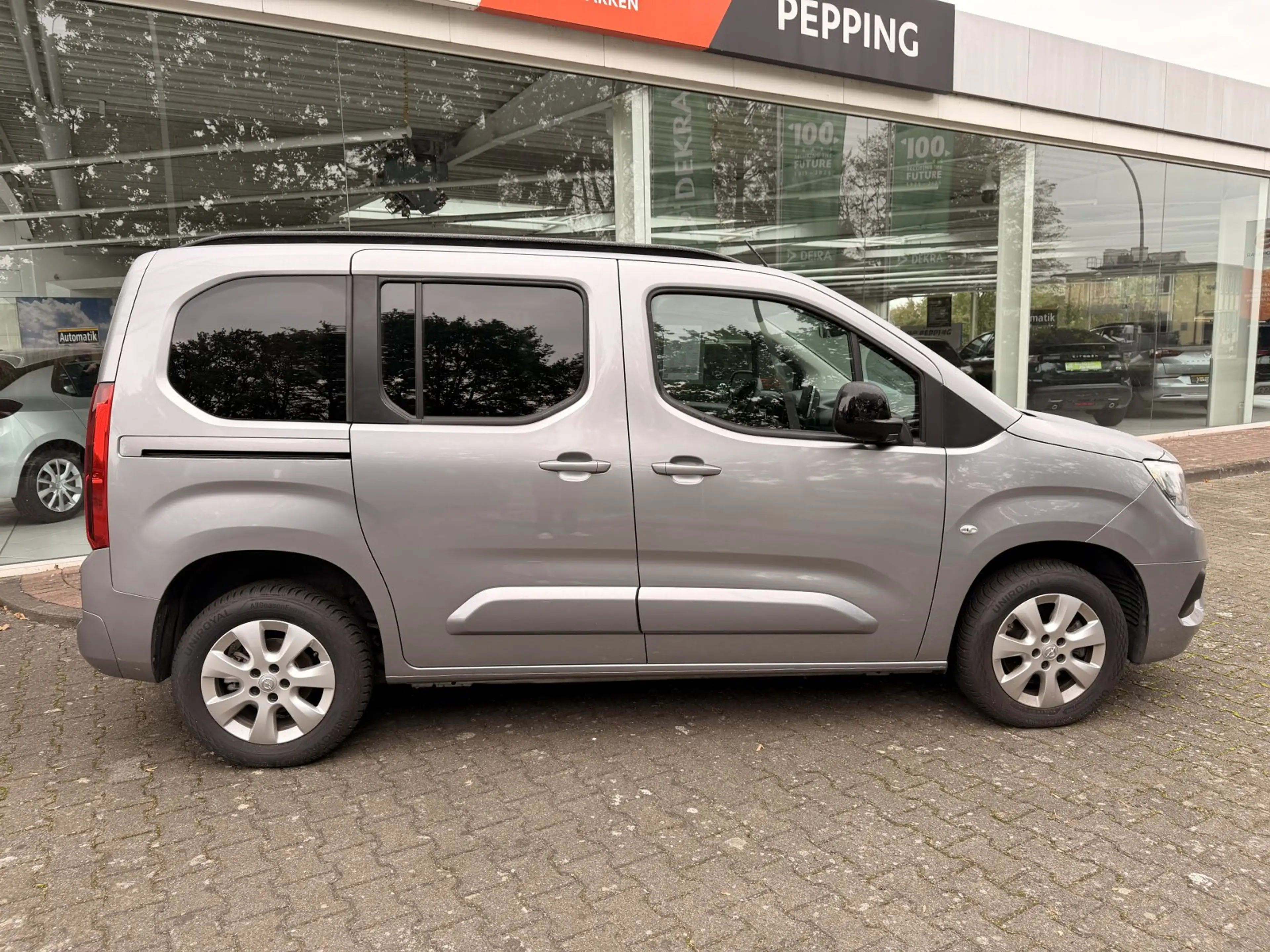 Opel Combo Life 1.5 D Ultimate N1 (EURO 6e) 1.5 D EU6 Ultimate N1 — photo 6