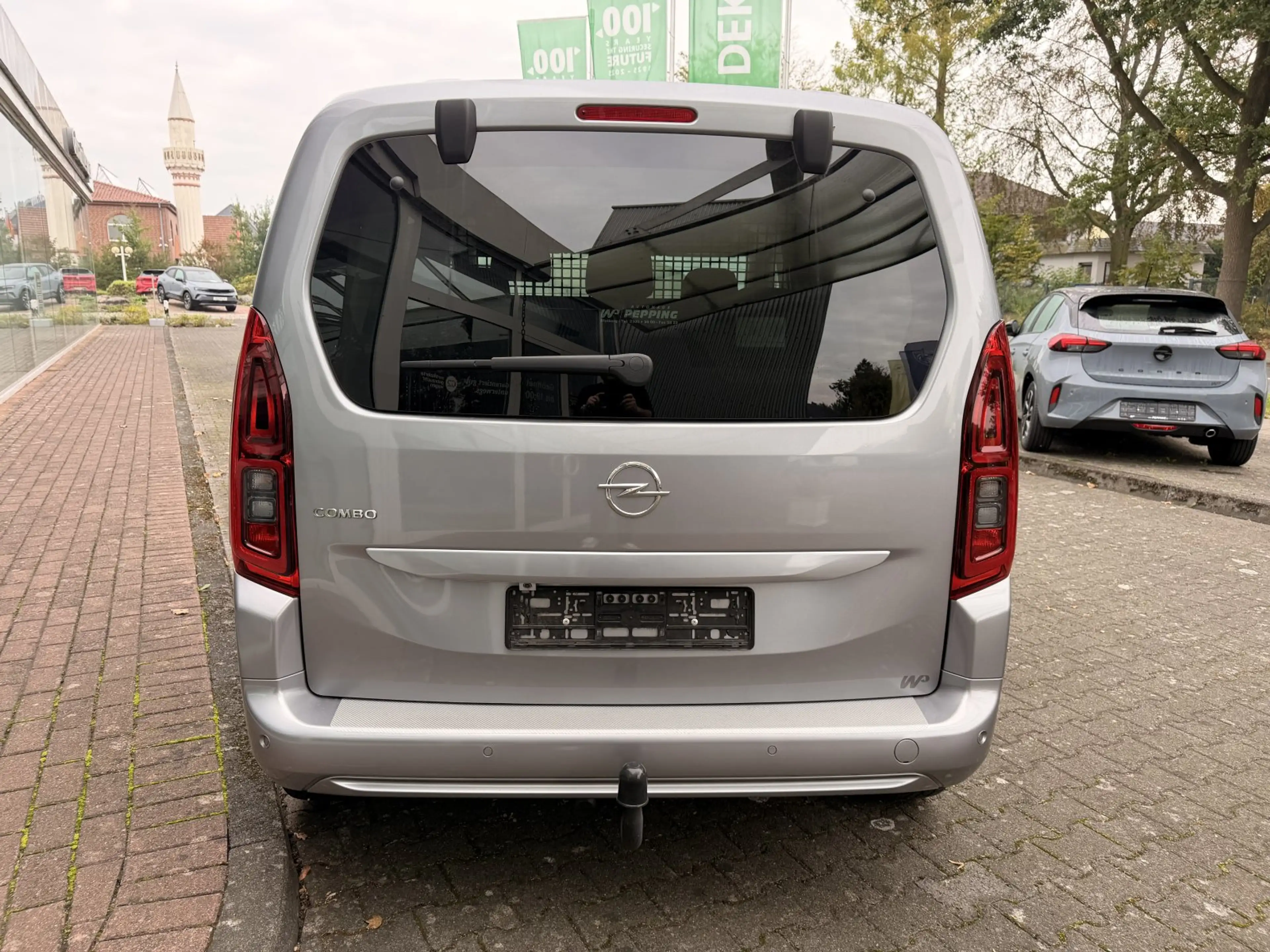 Opel Combo Life 1.5 D Ultimate N1 (EURO 6e) 1.5 D EU6 Ultimate N1 — photo 4