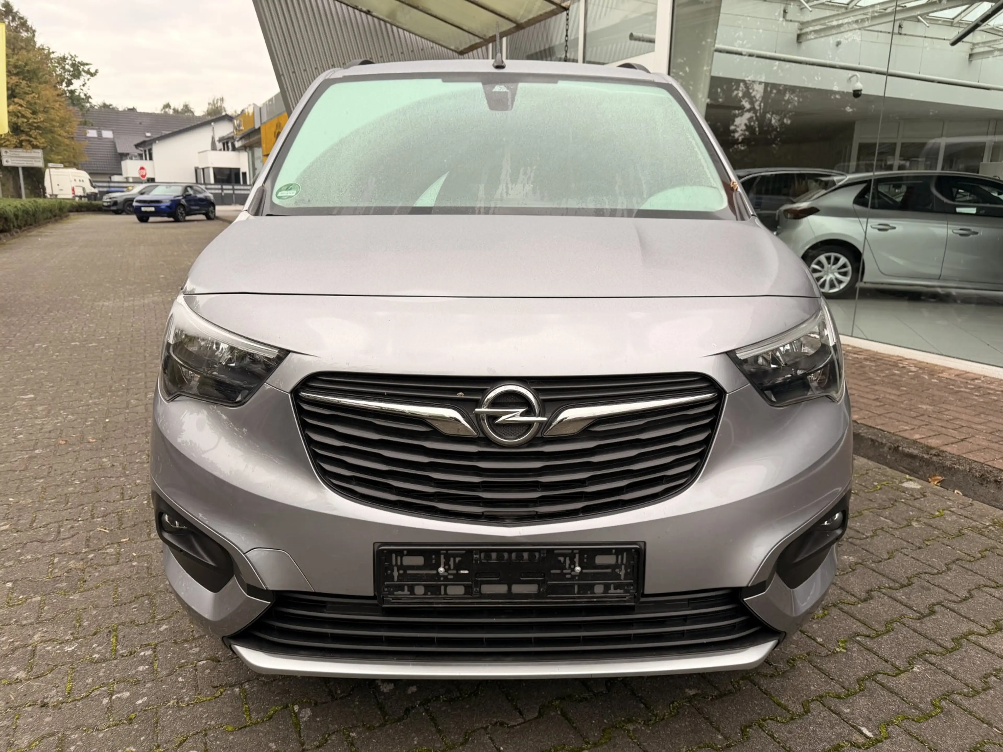 Opel Combo Life 1.5 D Ultimate N1 (EURO 6e) 1.5 D EU6 Ultimate N1 — photo 8