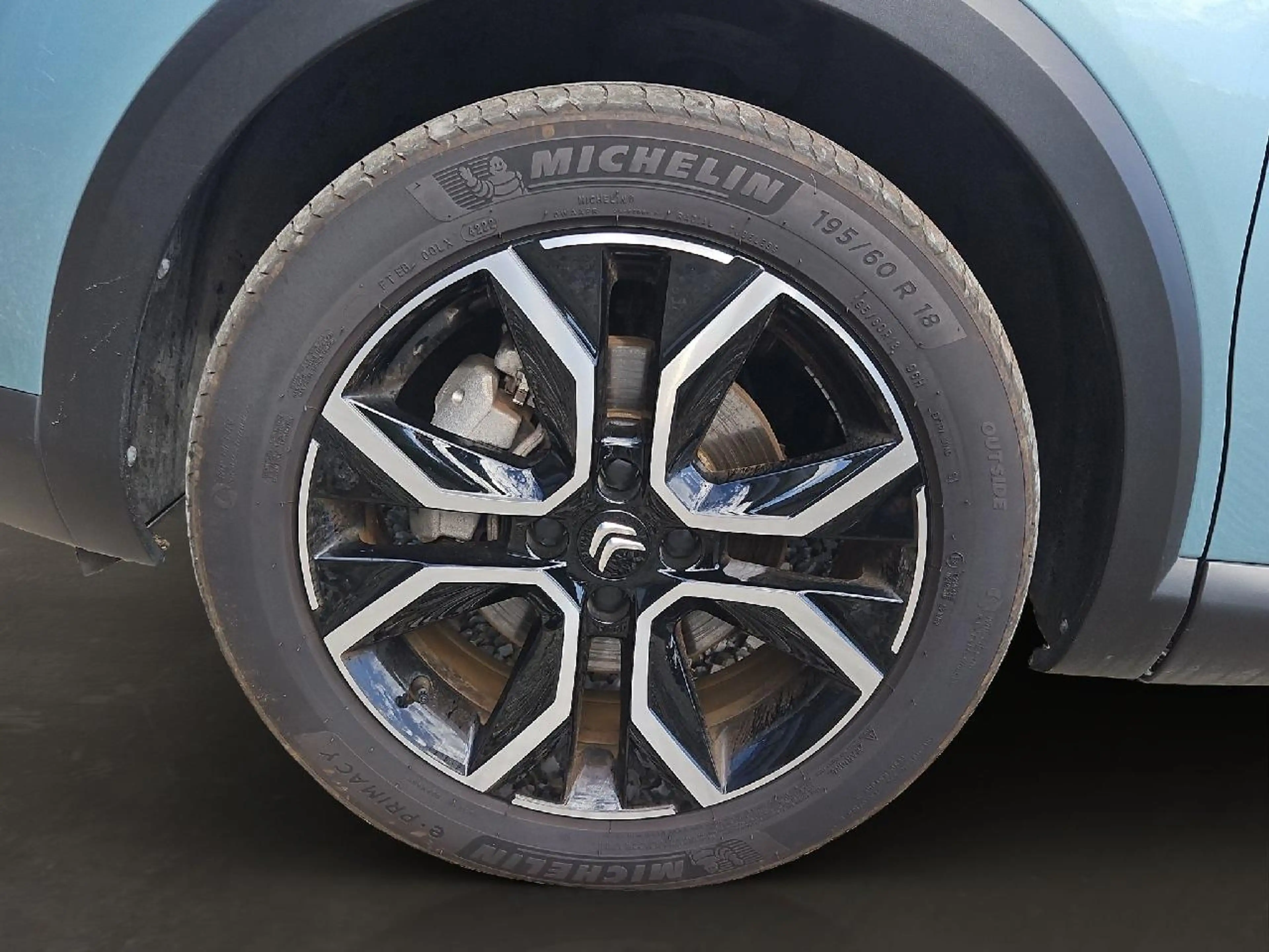 Citroen E-C4 Electric ë- Feel — photo 22