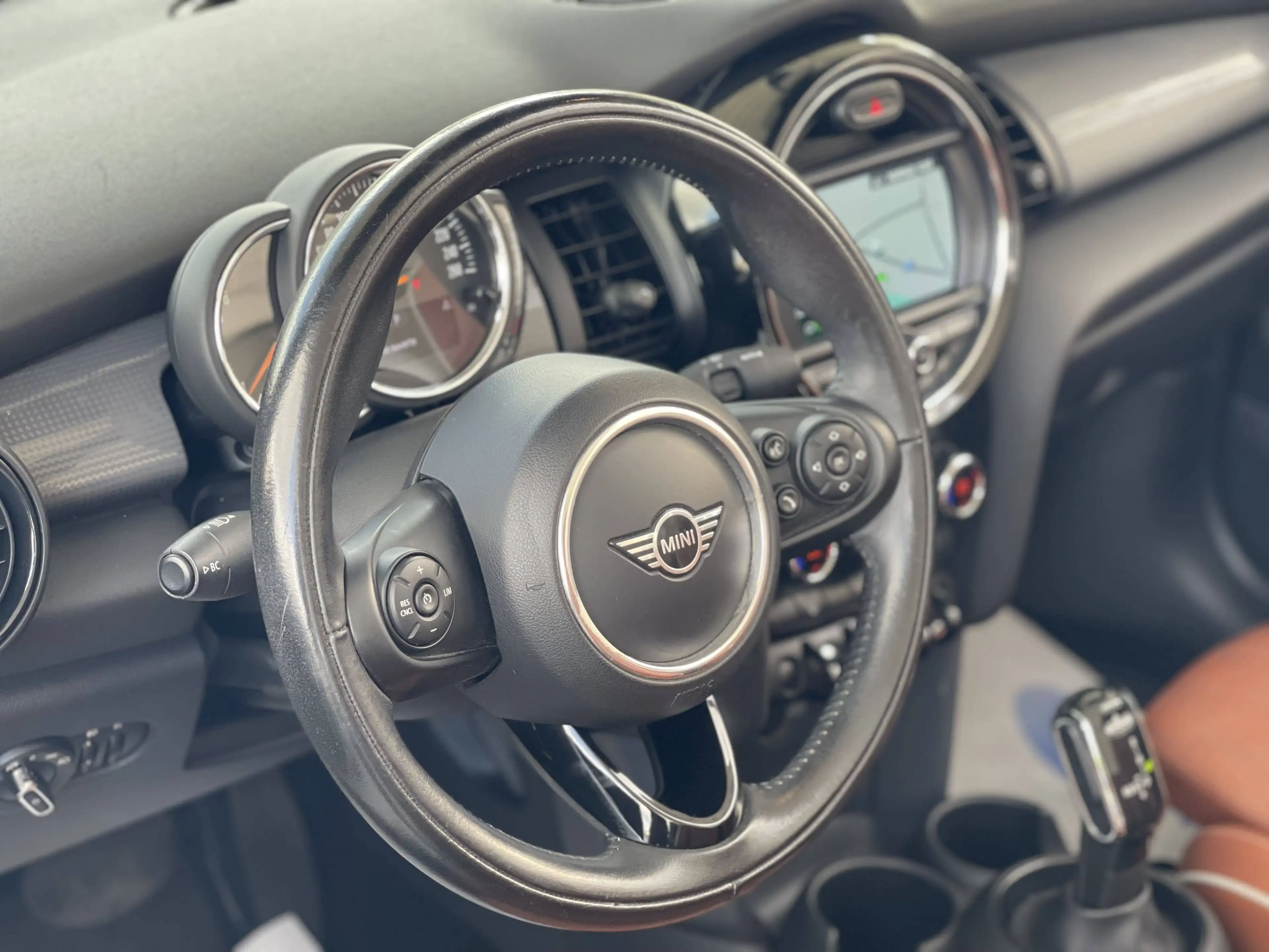 MINI Cooper Cabrio 1.5iA *** GARANTIE + LED + GPS PRO + CUIR *** — photo 14