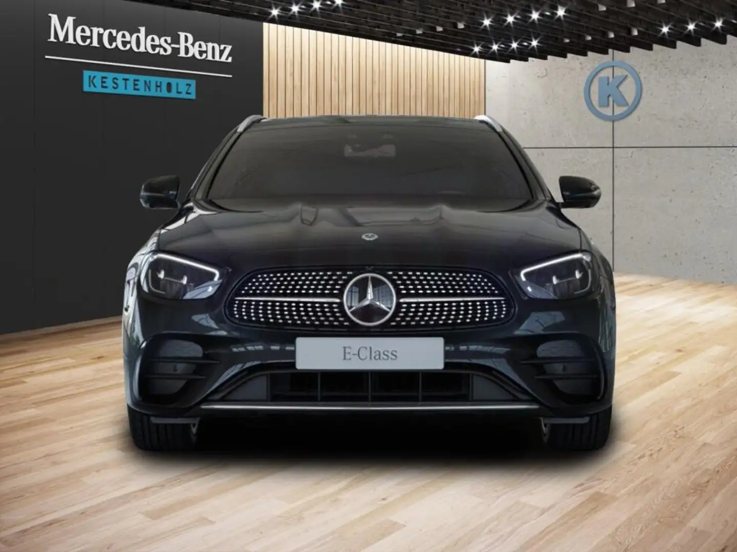 Mercedes-Benz E 220 d T-Modell *AMG*AHK*MEMO*PANO*SHZ*MBUX* Schwarz - 2