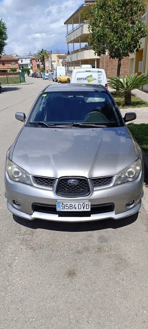 Subaru Impreza Impreza SW 2.0 GT Turbo AWD GT Plateado - 1