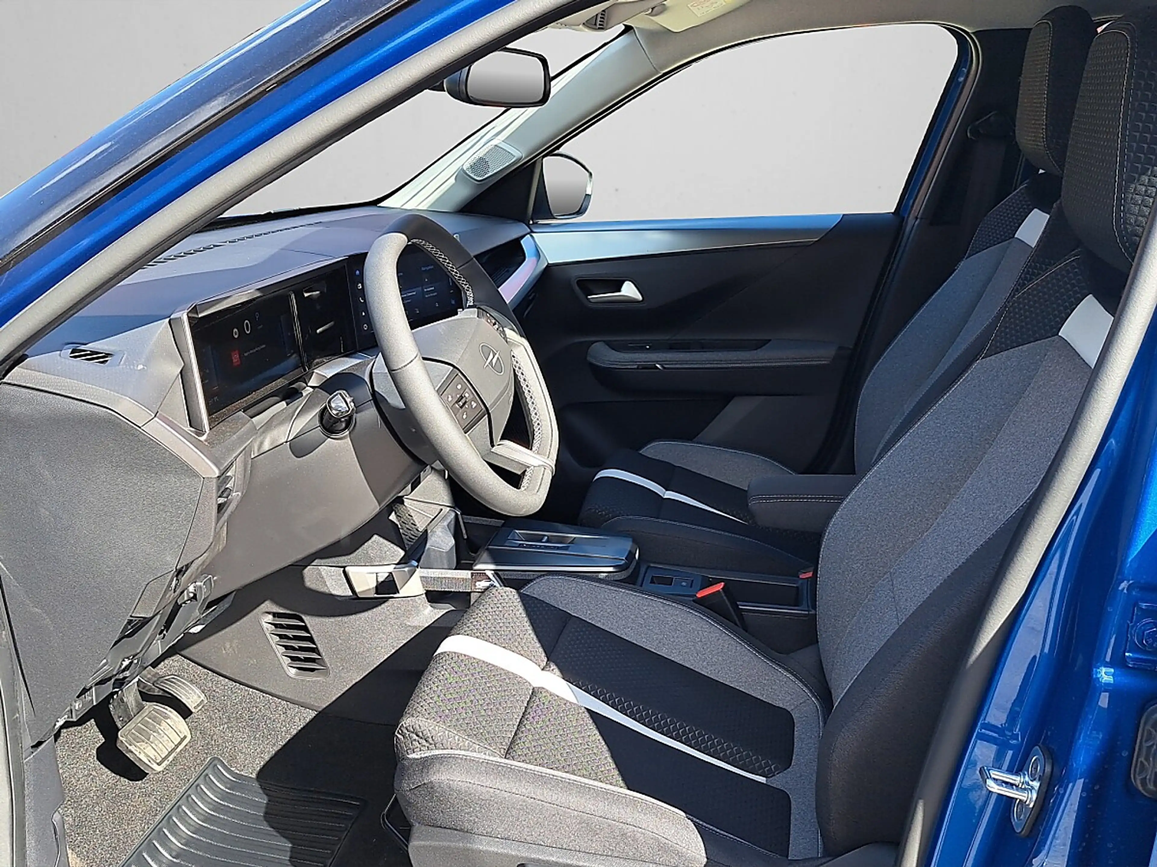 Opel Frontera 1.2 Mild-Hybrid GS — photo 9