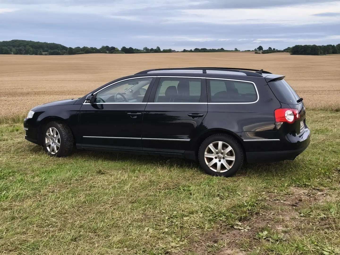 Volkswagen Passat Variant Comfortline Negro - 2