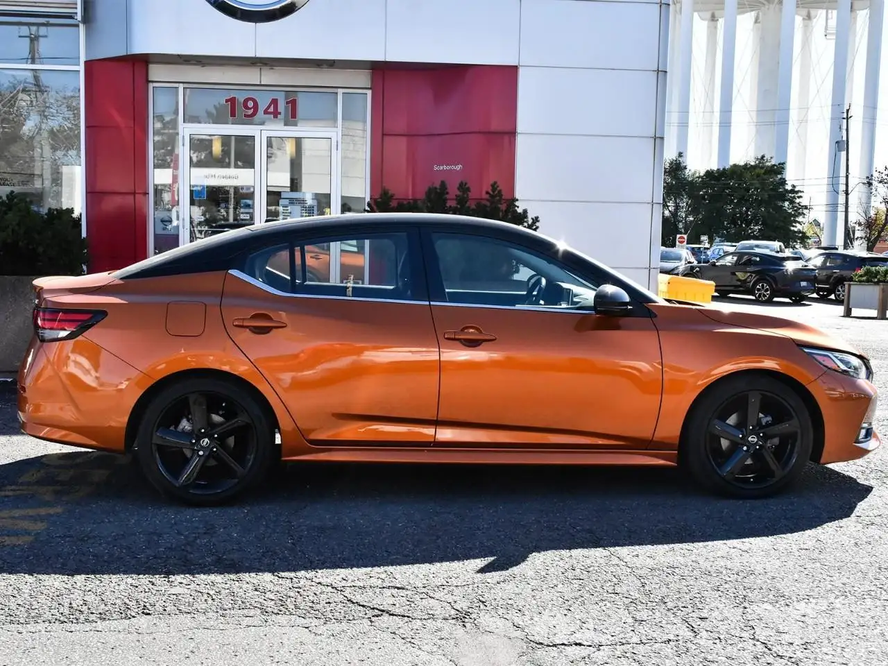 Nissan Sentra снимка Nissan Sentra