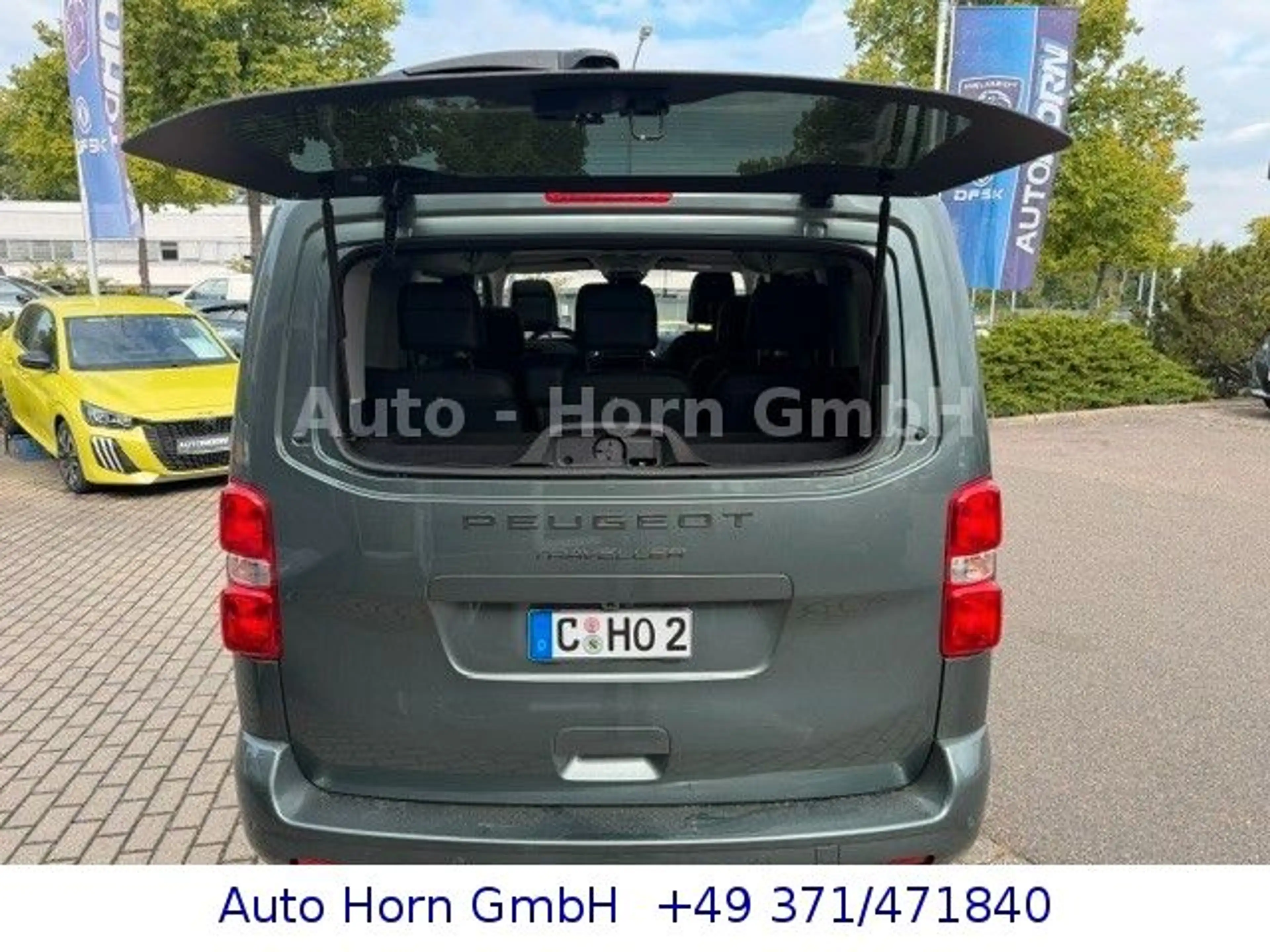 Peugeot Traveller Allure L2 BLueHDi 180 EAT8 — photo 10