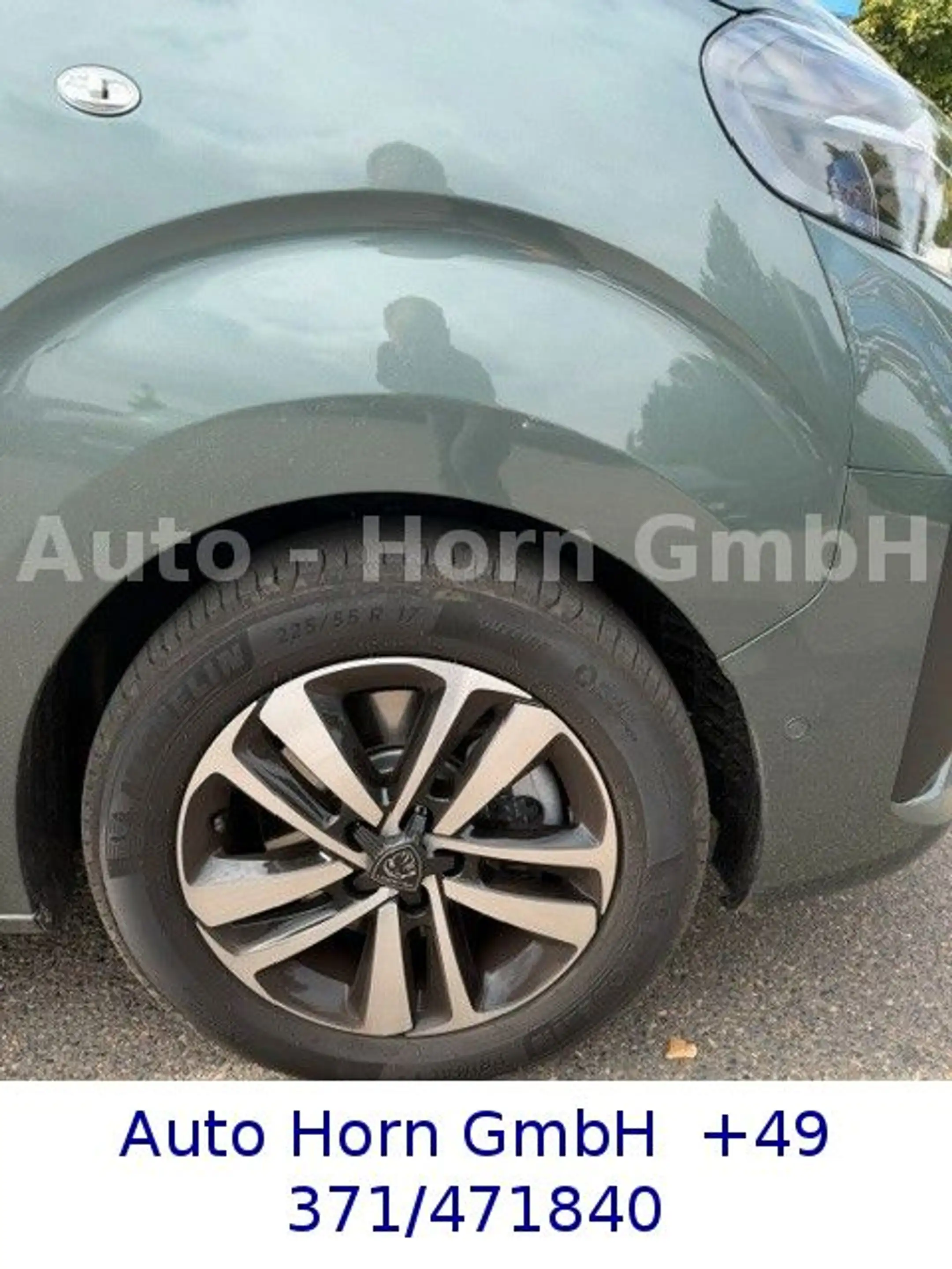 Peugeot Traveller Allure L2 BLueHDi 180 EAT8 — photo 4