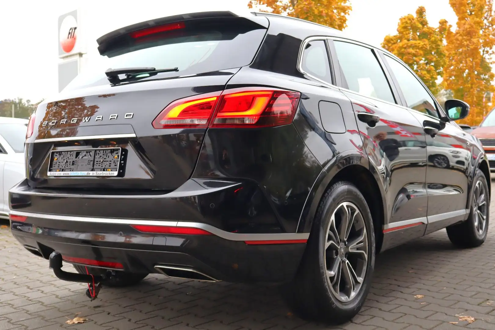 Borgward BX7 2.0 TGDI TS Automatik !V-Cockpit+Pano+Navi! Schwarz - 2