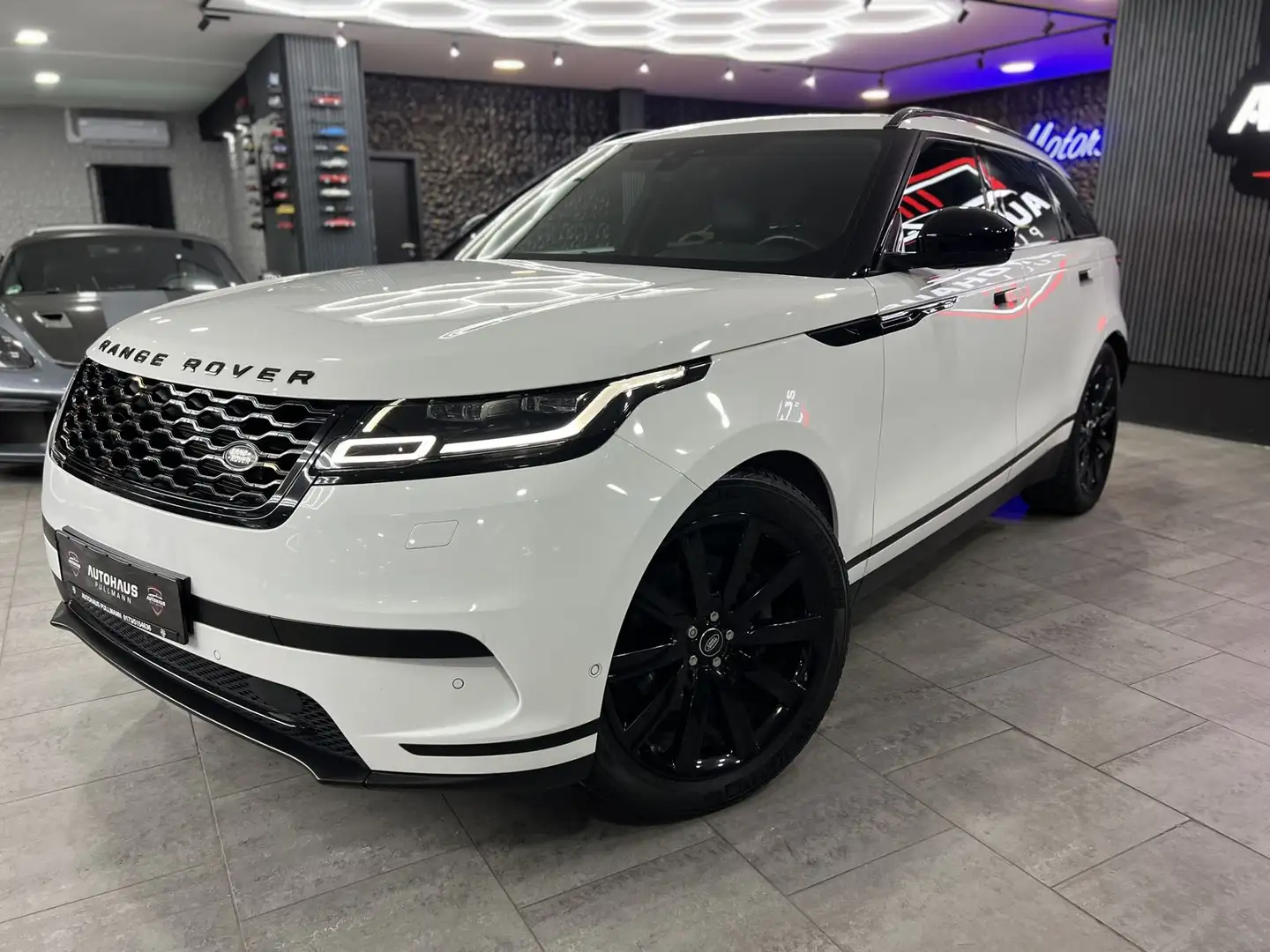 Land Rover Range Rover Velar +PANO+NAVI+CARPLAY+RÜCKFAHRK.+ Weiß - 1