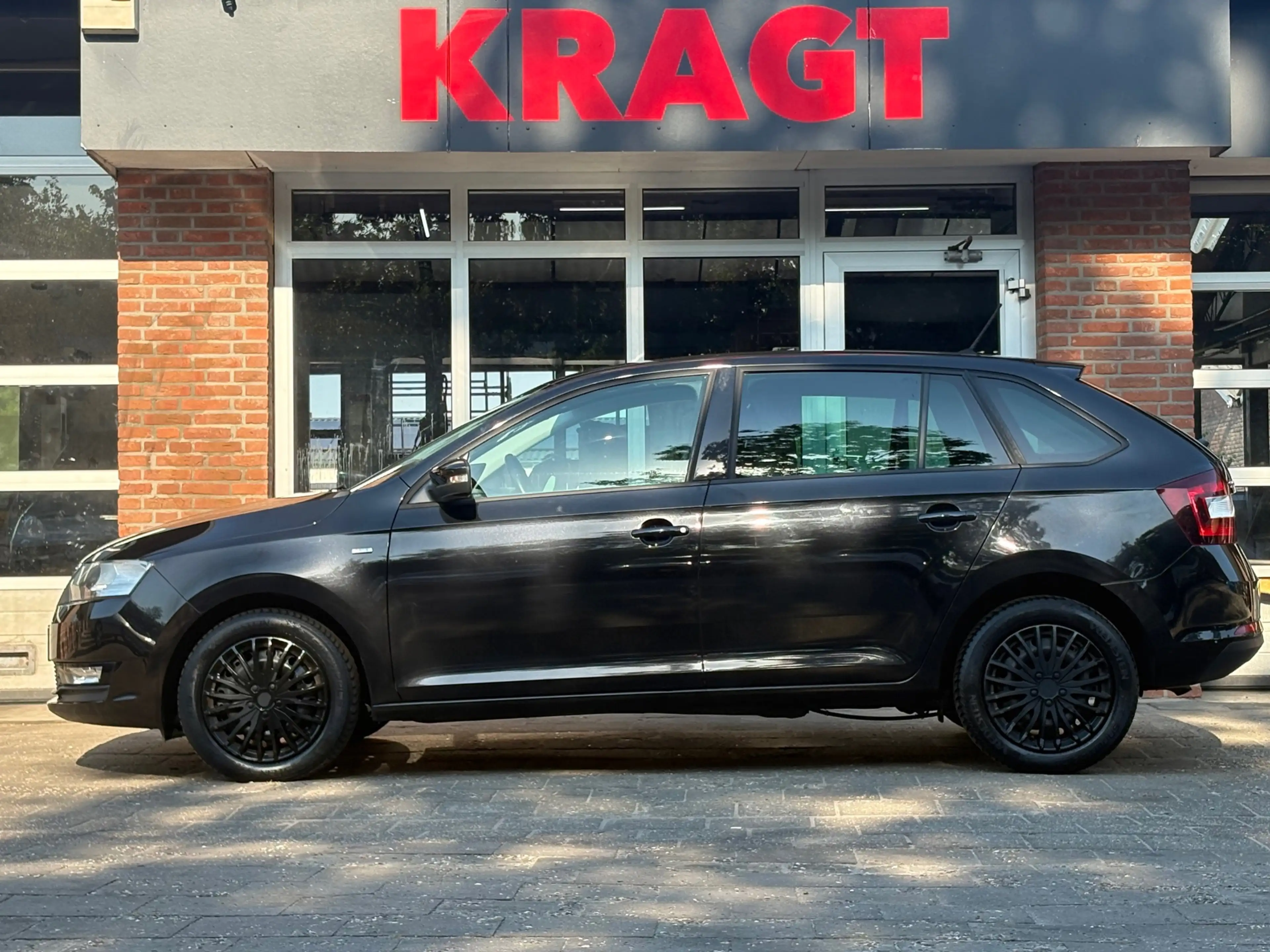 Skoda Rapid/Spaceback 1.0 TSI 95 pk - cruise - navi - airco - APK 06-202 — photo 2
