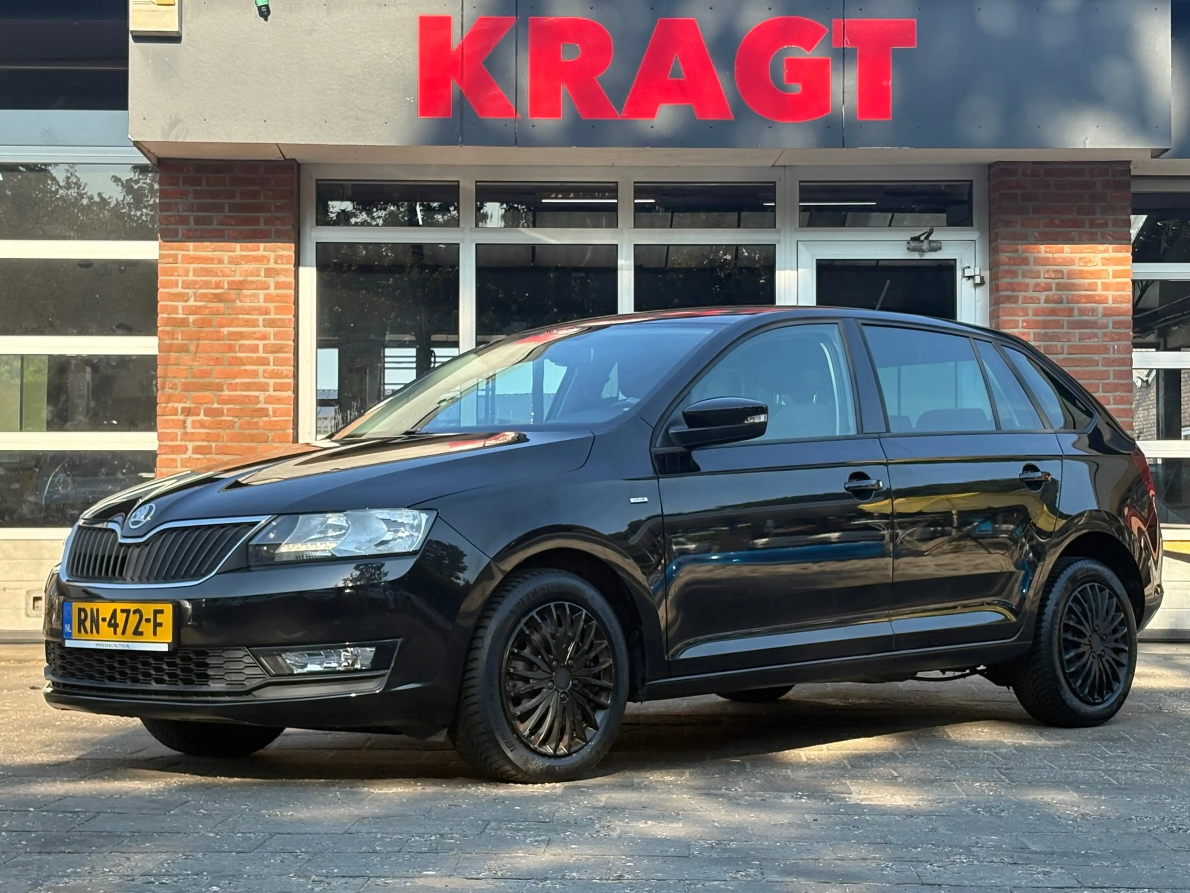 Skoda Rapid/Spaceback 1.0 TSI 95 pk - cruise - navi - airco - APK 06-202