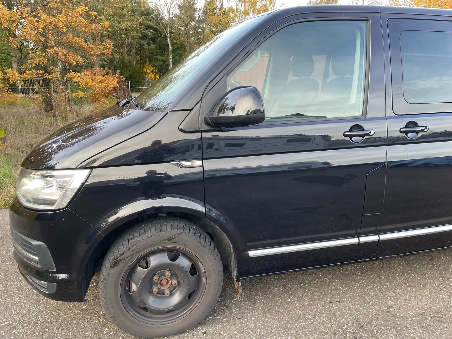 Volkswagen T6 Caravelle T6 Caravelle 2.0 TDI L2H1 4M DCCo Zwart - 2