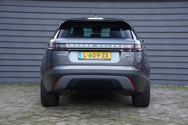 Land Rover Range Rover Velar view 21