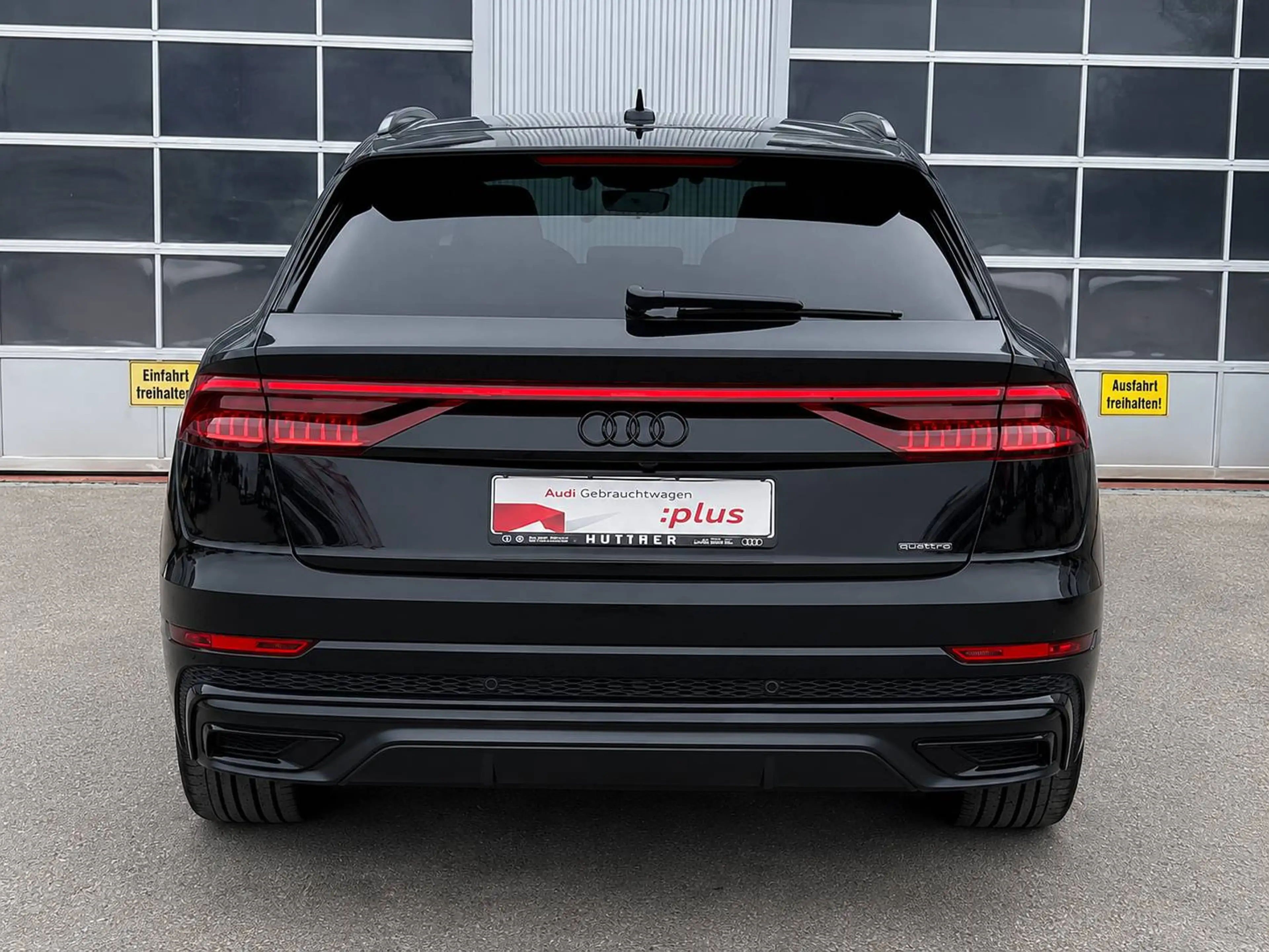 Audi Q8 50 TDI quattro — photo 5