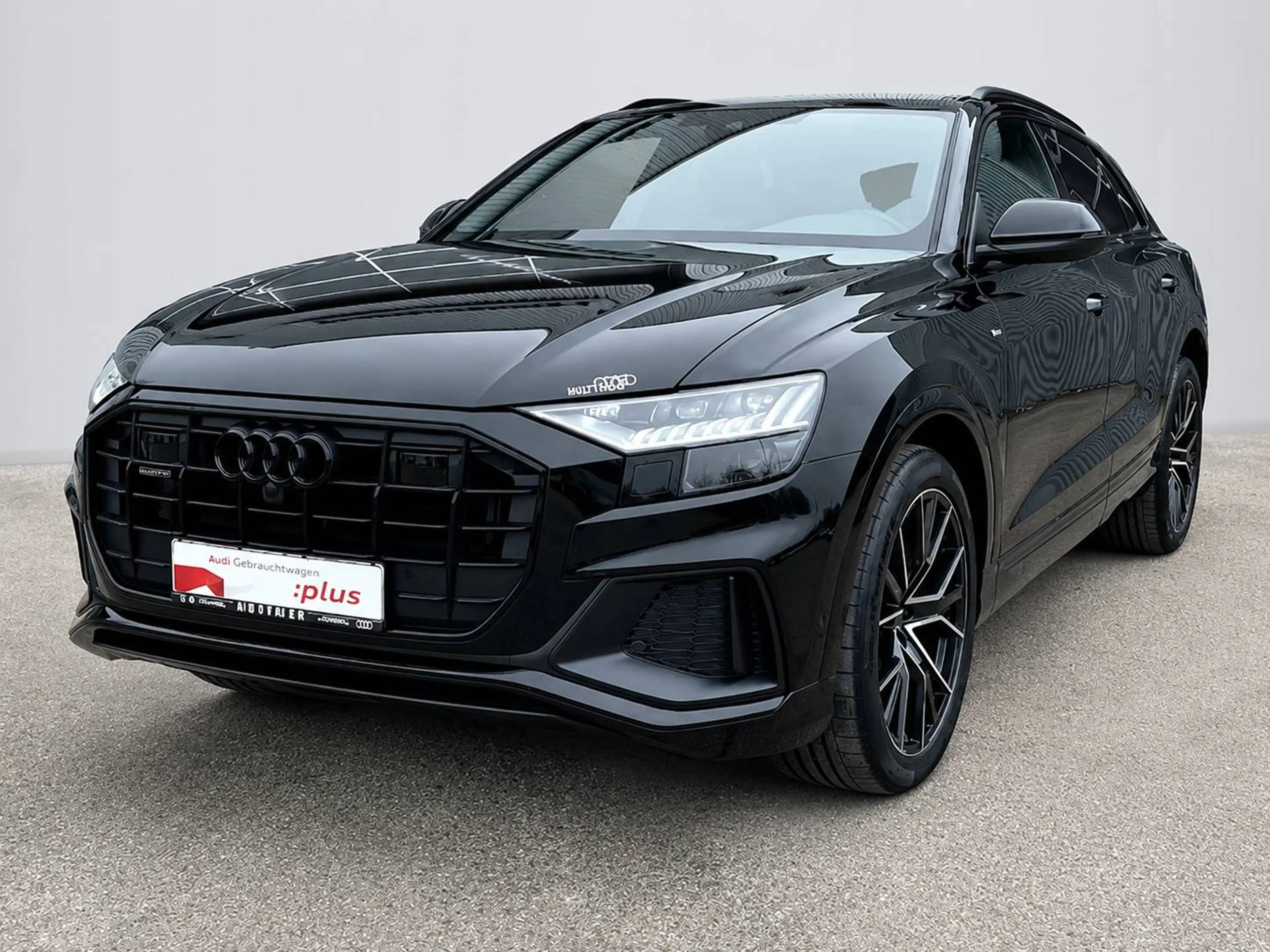 Audi Q8 50 TDI quattro — photo 3