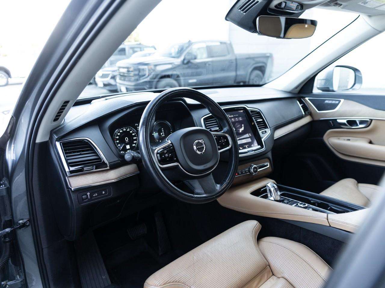 2016 Volvo XC90 T8 PHEV Inscription thumb 14