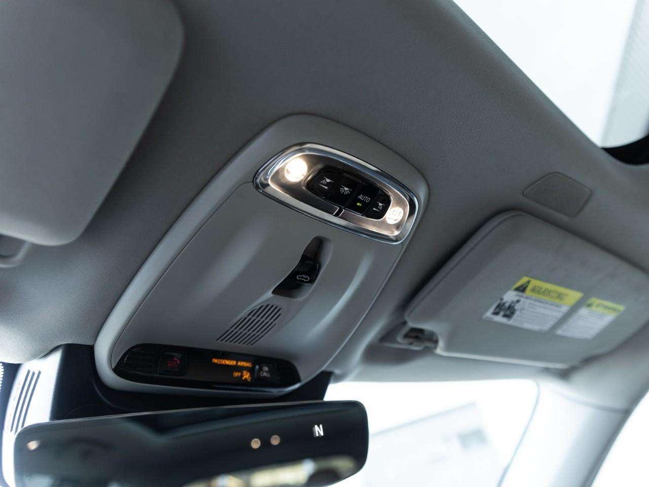 2016 Volvo XC90 T8 PHEV Inscription thumb 28