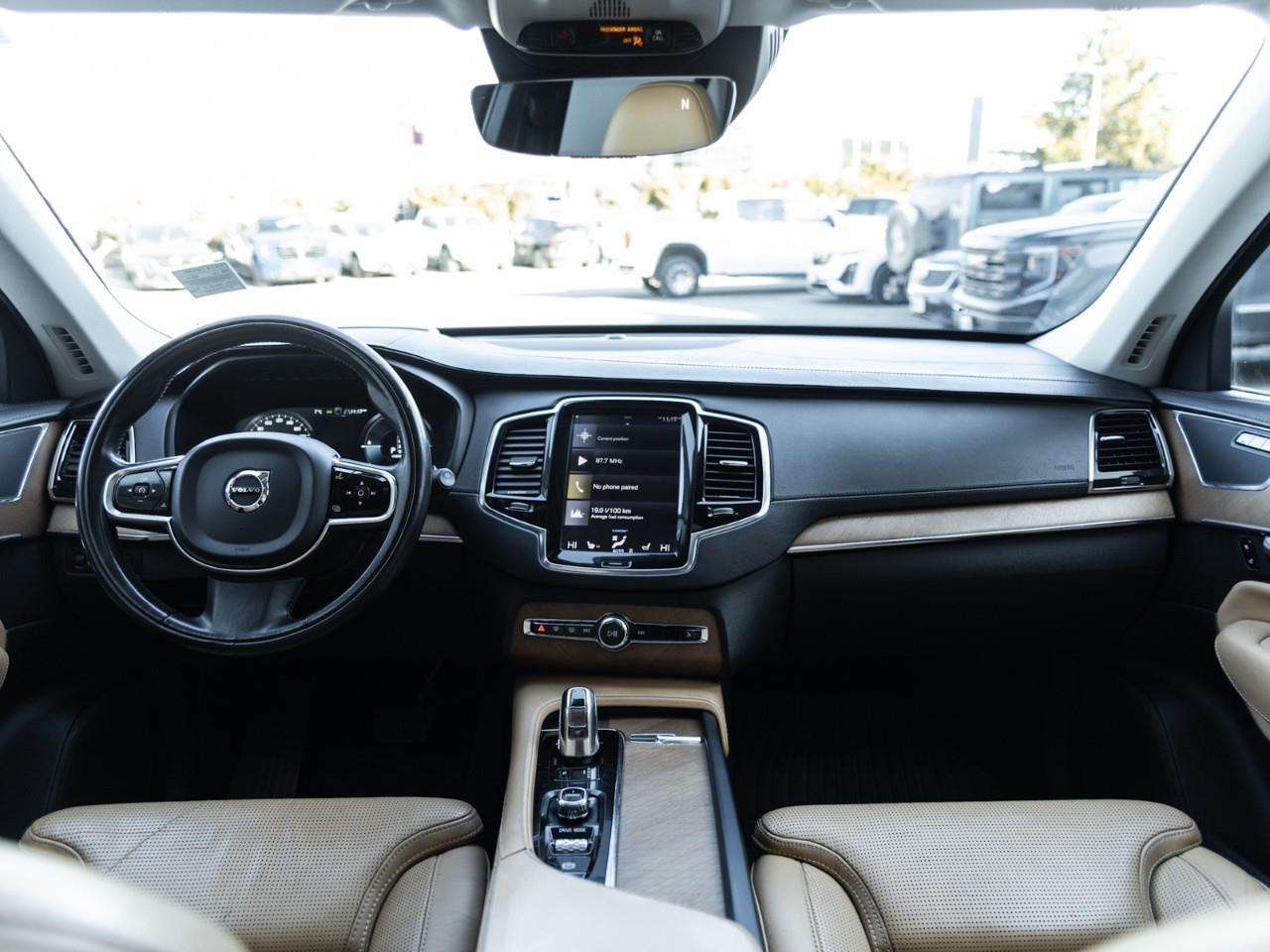 2016 Volvo XC90 T8 PHEV Inscription thumb 32