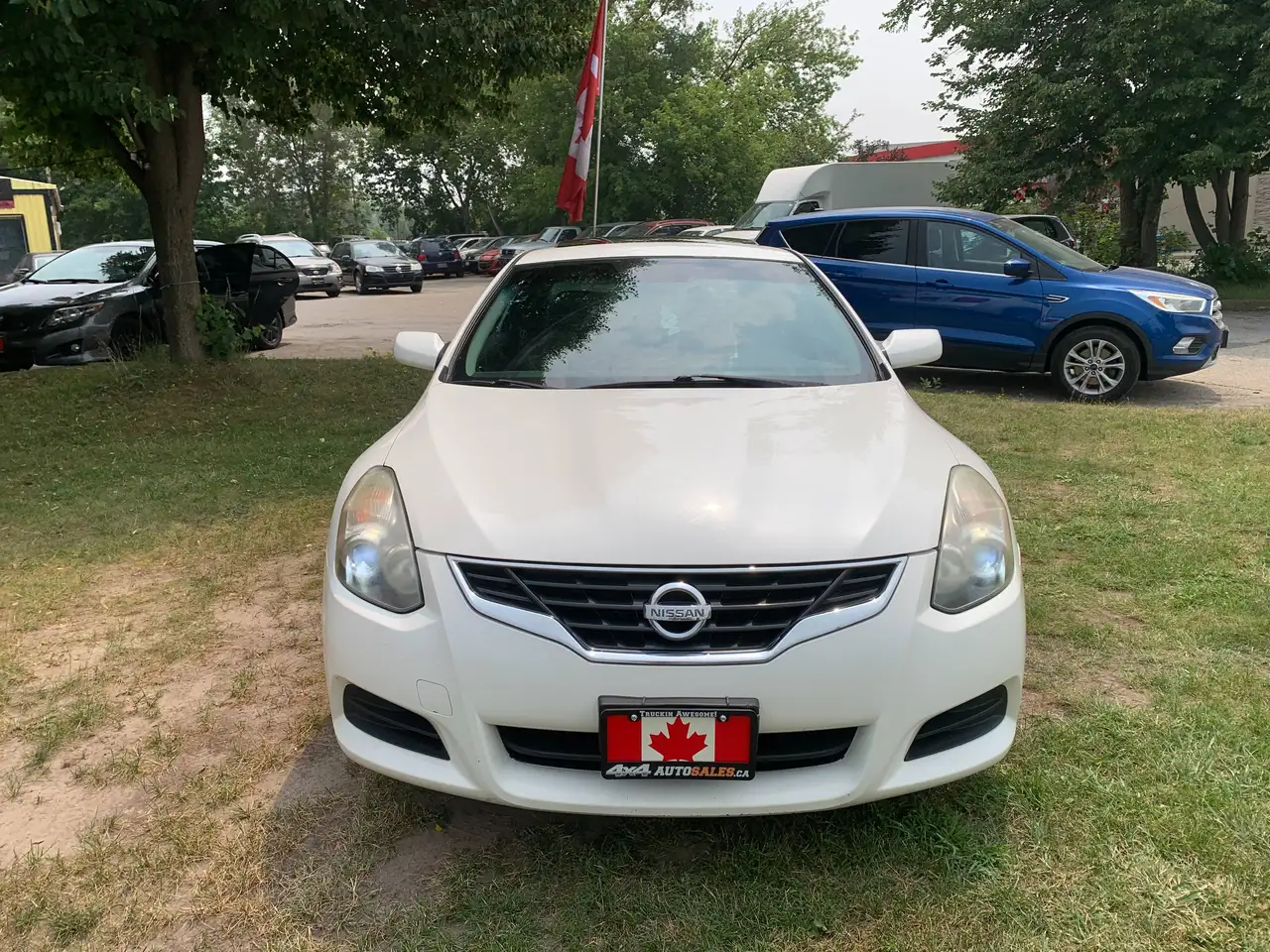 Nissan Altima fotografie Nissan Altima